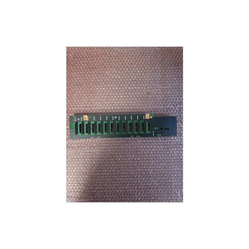 IBM Feature 2B09 00E1945 D77617 01DH345 74Y4338 12 Bay 2.5” Backplane 8286-42A