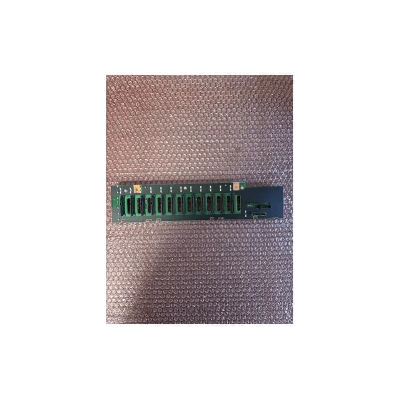 IBM Feature 2B09 00E1945 D77617 01DH345 74Y4338 12 Bay 2.5” Backplane 8286-42A