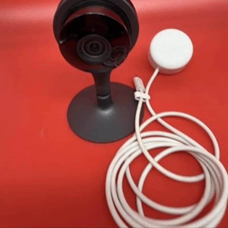 Google Nest Indoor Camera A0005 1st Gen Night Vision with USB Metal Stand
