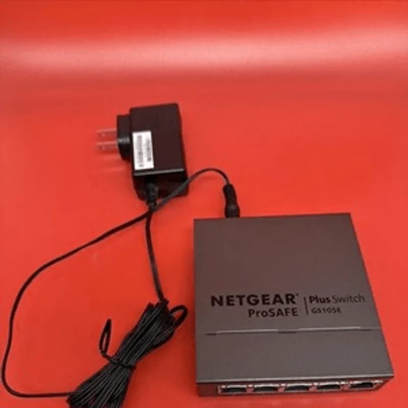 NetGear  ProSafe Plus (GS105E-100NAS) 5-Ports External Ethernet Switch