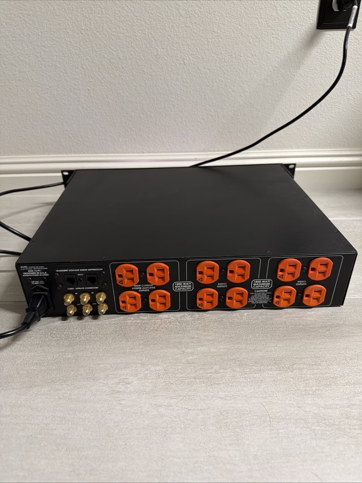 Furman Elite-15 PF i 13-Outlet Ultra Linear AC Power Source Elite-15 PFI - Image 6