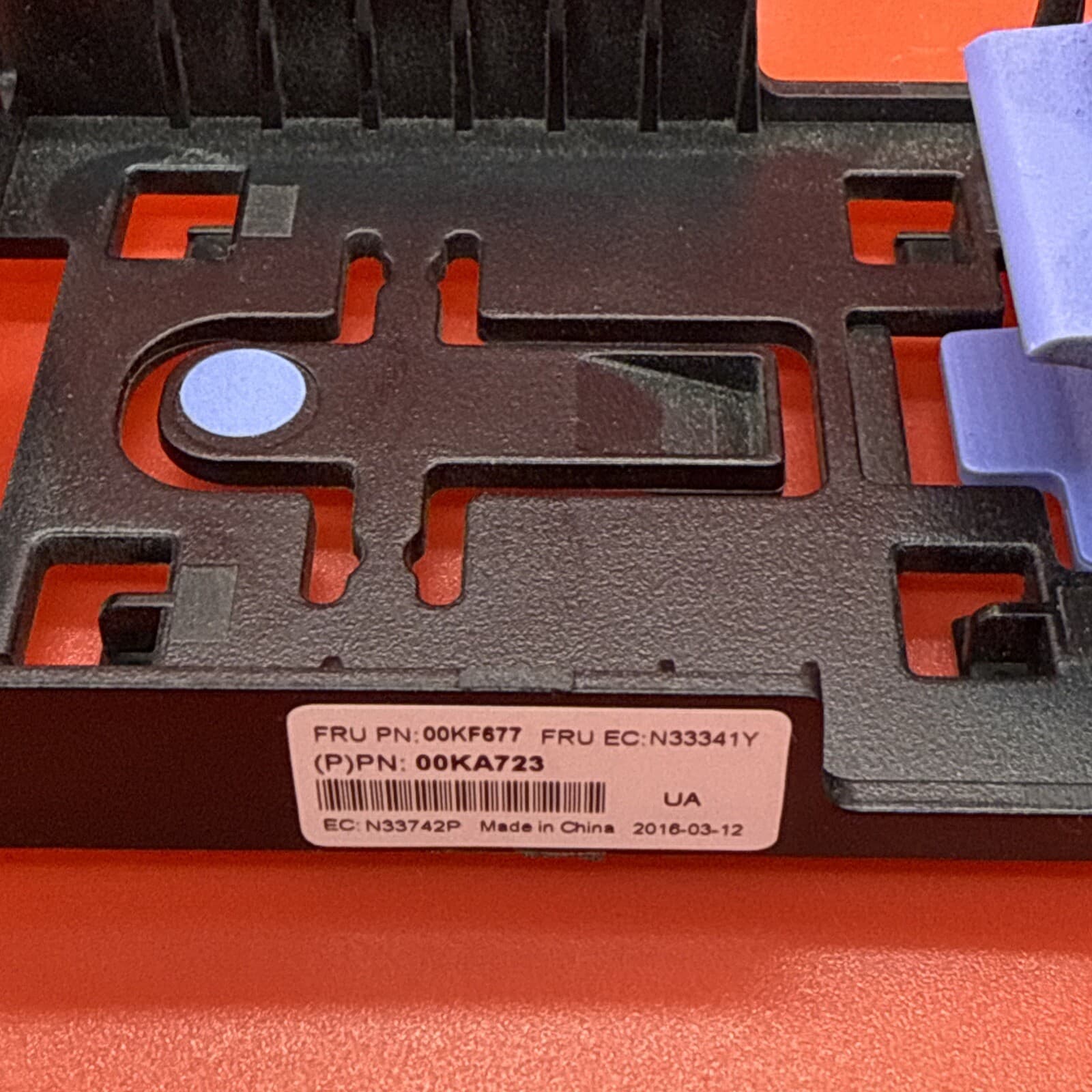 Lenovo 00KA723 00KA724 00KF677 X3550 M5 Battery Holder Mount Hardware - Image 3