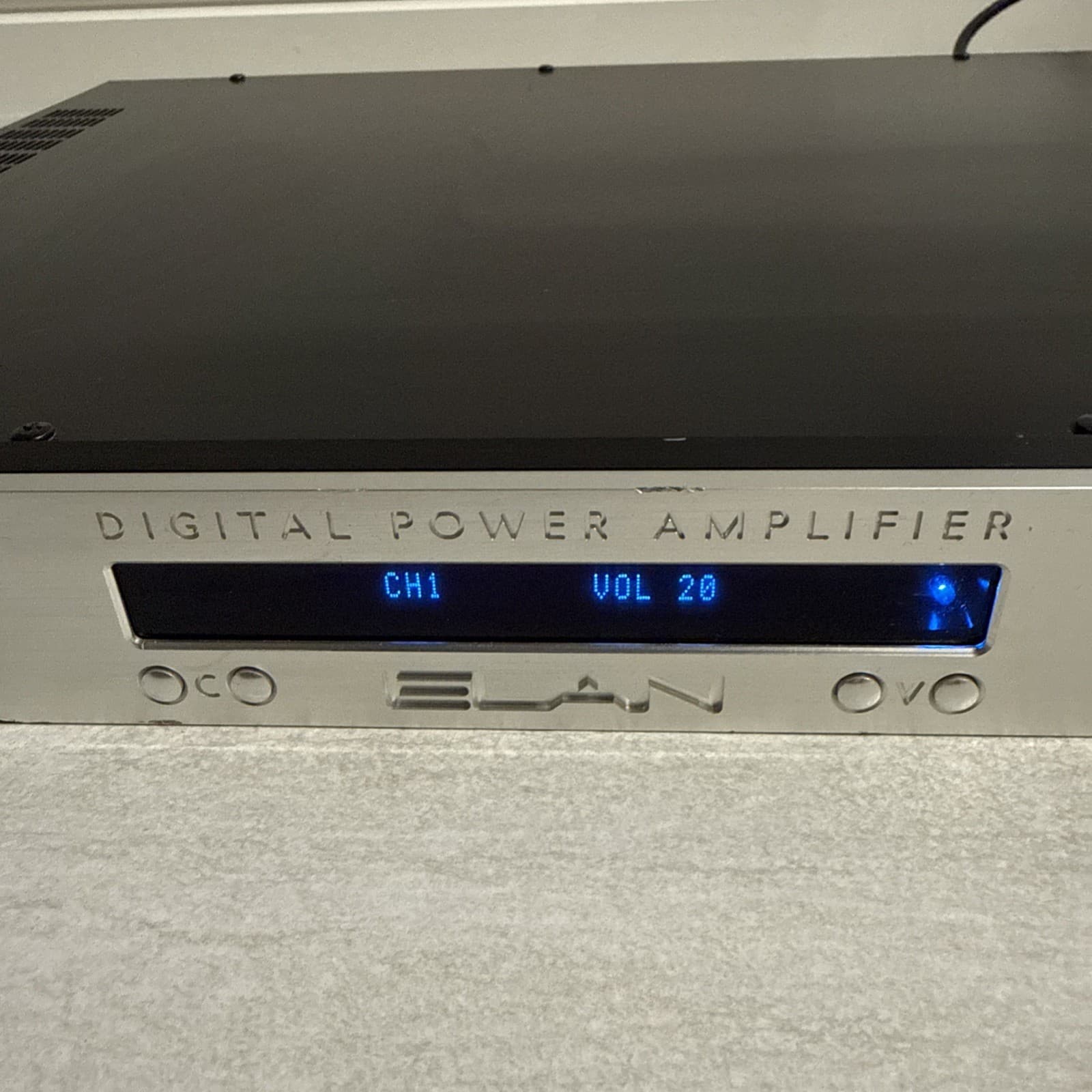 Elan D660/D661 power amplifier tested working perfectly. 6 channel. home theater - Image 2