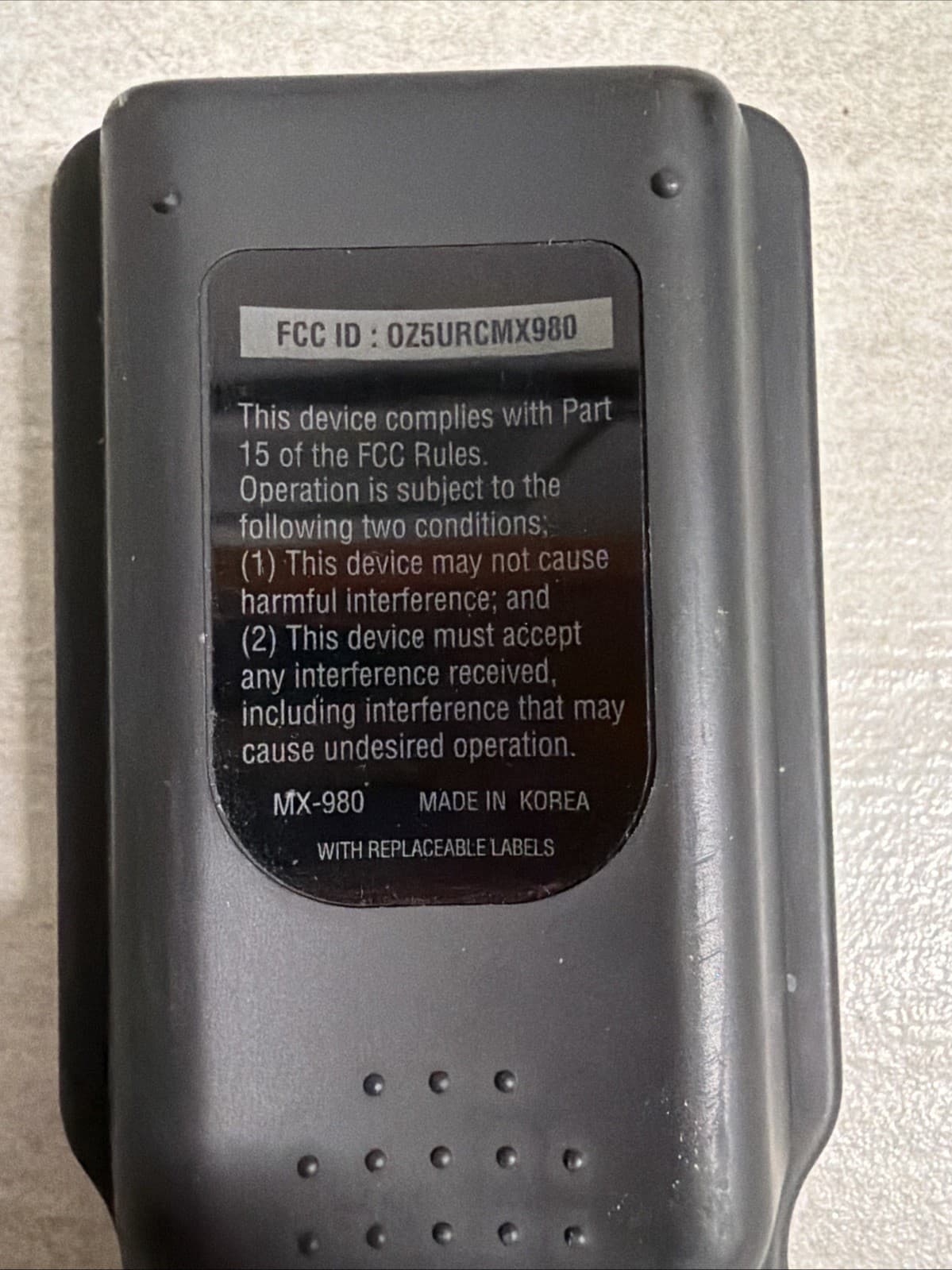 Universal Remote (URC) MX-980 Remove Control with Charging Base & Battery Black - Image 8