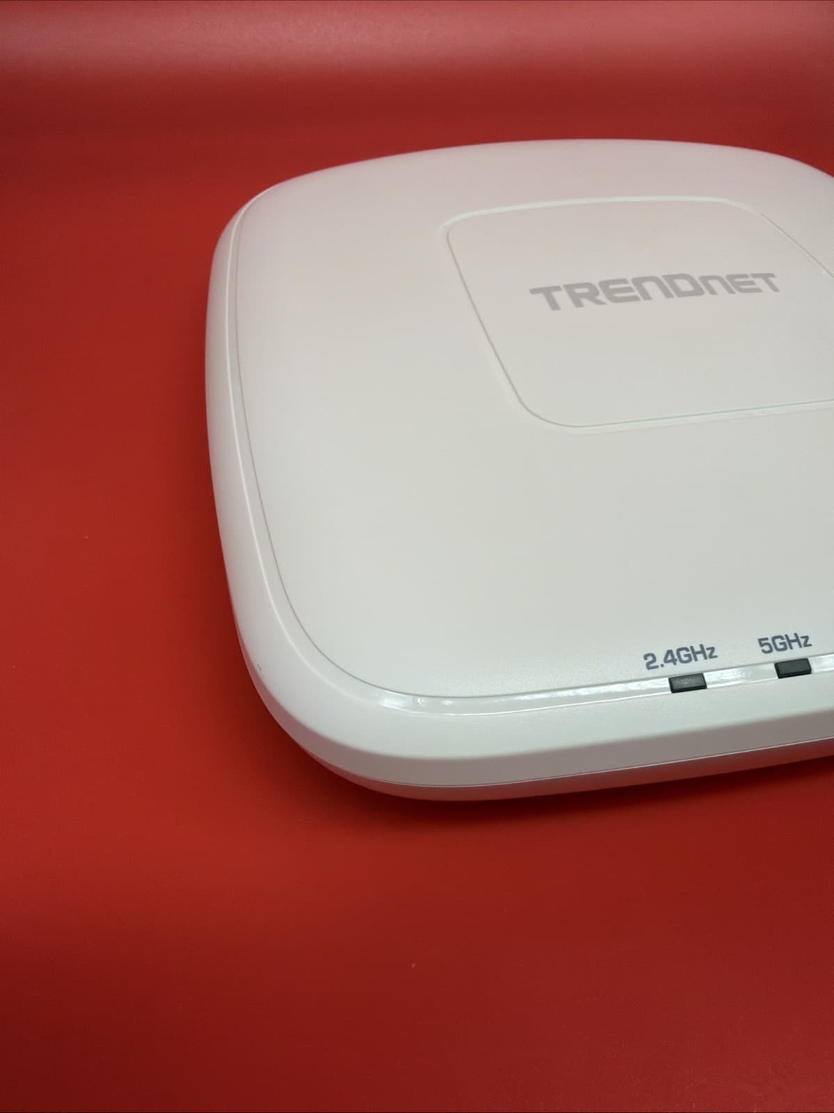 TRENDnet TEW-825dap /a 2.4Ghz 5Ghz Wireless Access Point White Dual-Band - Image 3