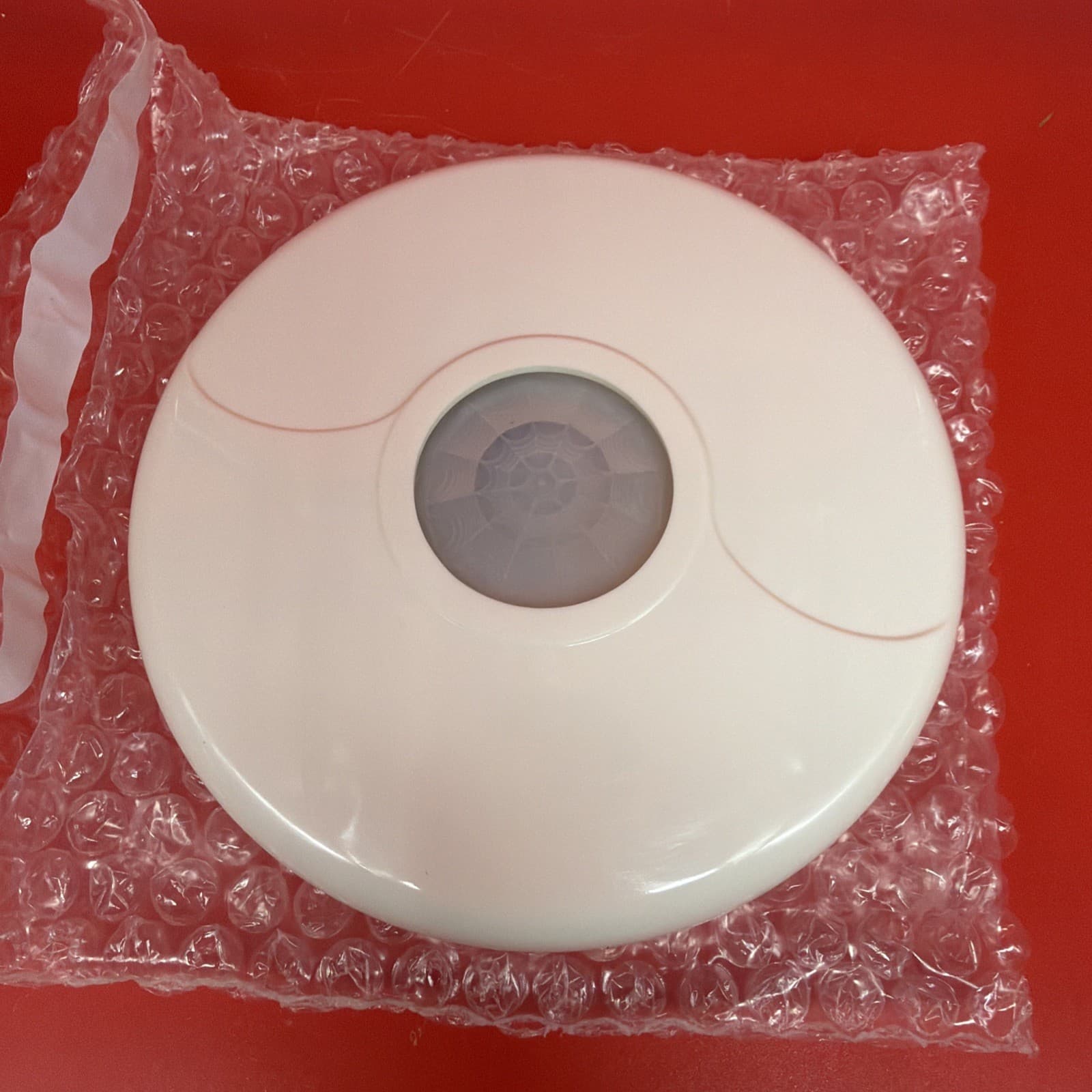 Control 4 ZCA-WMS10-C-ZP Ceiling Mount Wireless Motion Sensor White - Image 5