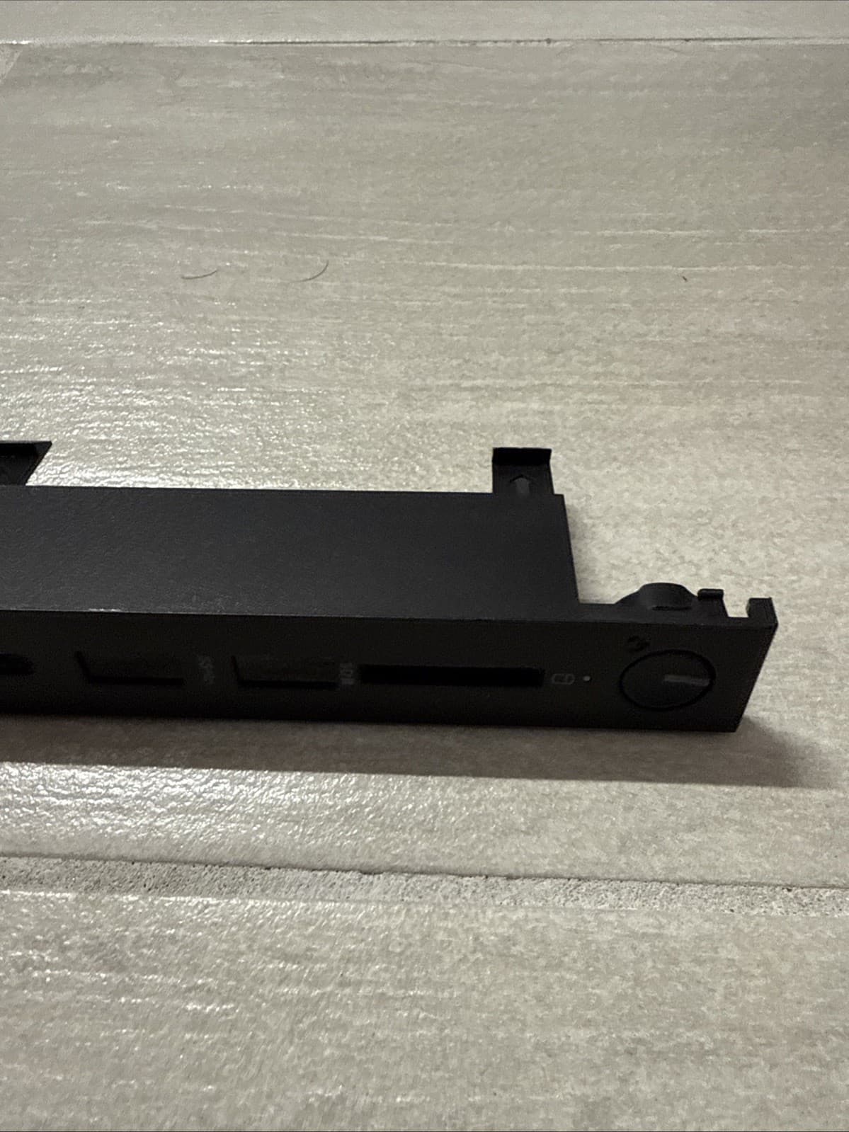 Dell Precision 5820 IB51FTR00-600 Front Bezel Black For Dell For Dell Precision - Image 4