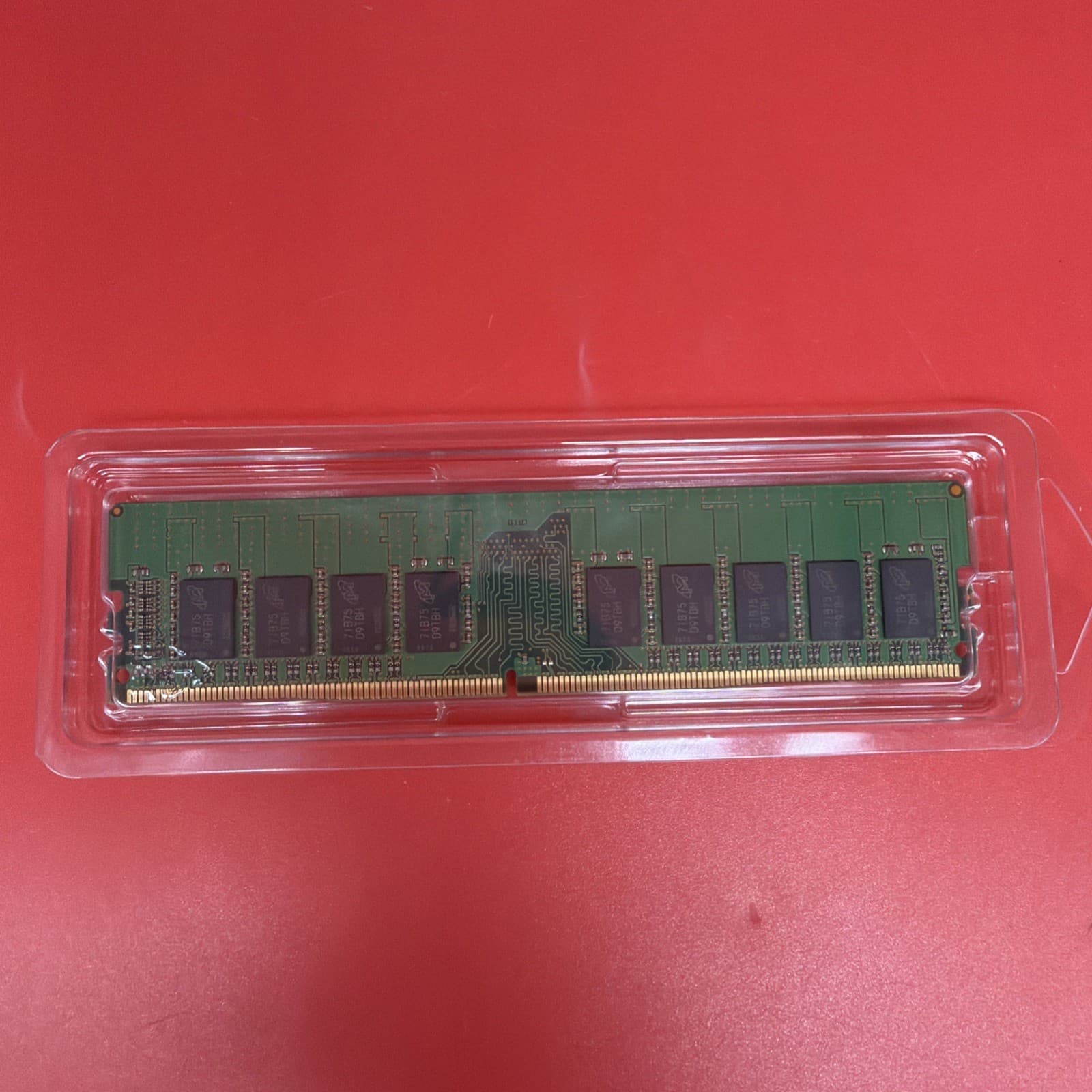 Micron MTA18ASF2G72AZ-2G3B1 16GB 2Rx8 PC4-19200 DDR4-2400MHz ECC Unbuffered RAM - Image 4