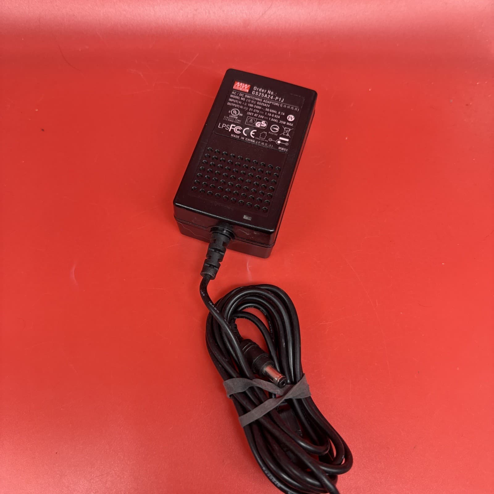 Mean Well GS25A24-P1J GS25A24 AC / DC Switching Adaptor