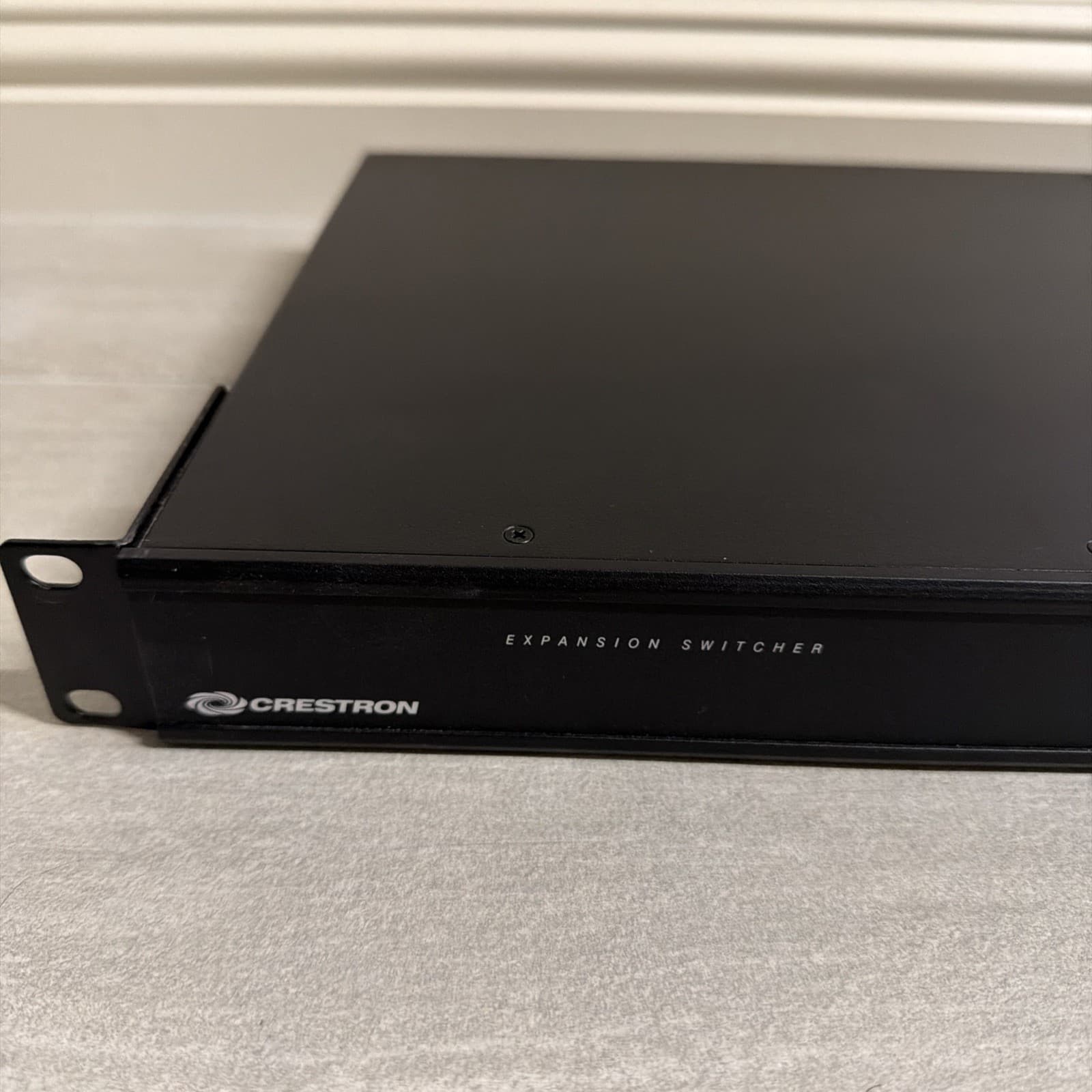 Crestron SWE-8 6505619 Sonnex 8-Zone Expander - Image 2