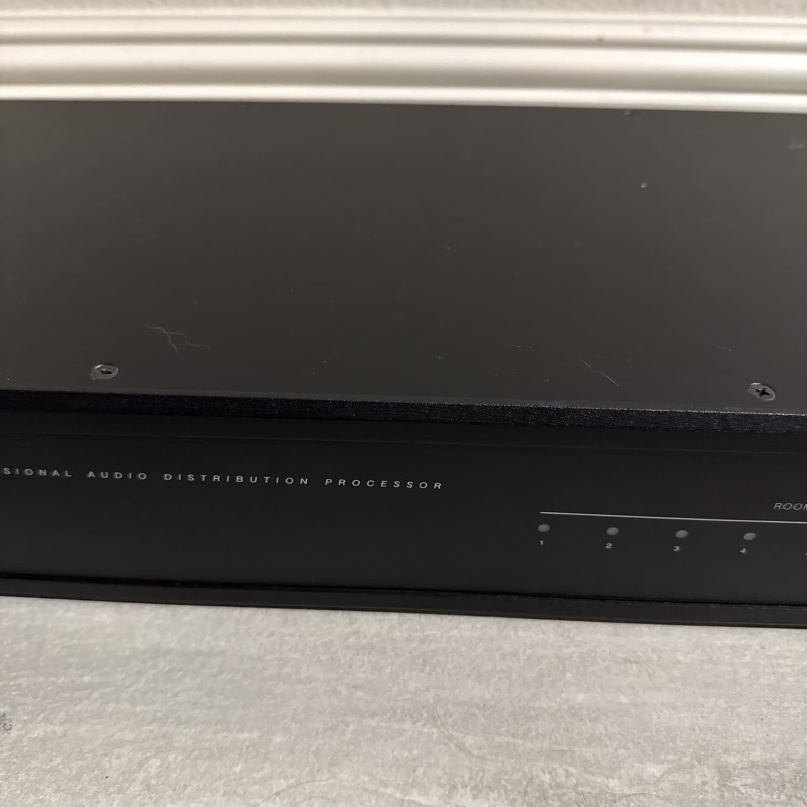 Crestron CNX-PAD8A Audio Distribution Processor Audio Processor - Image 3