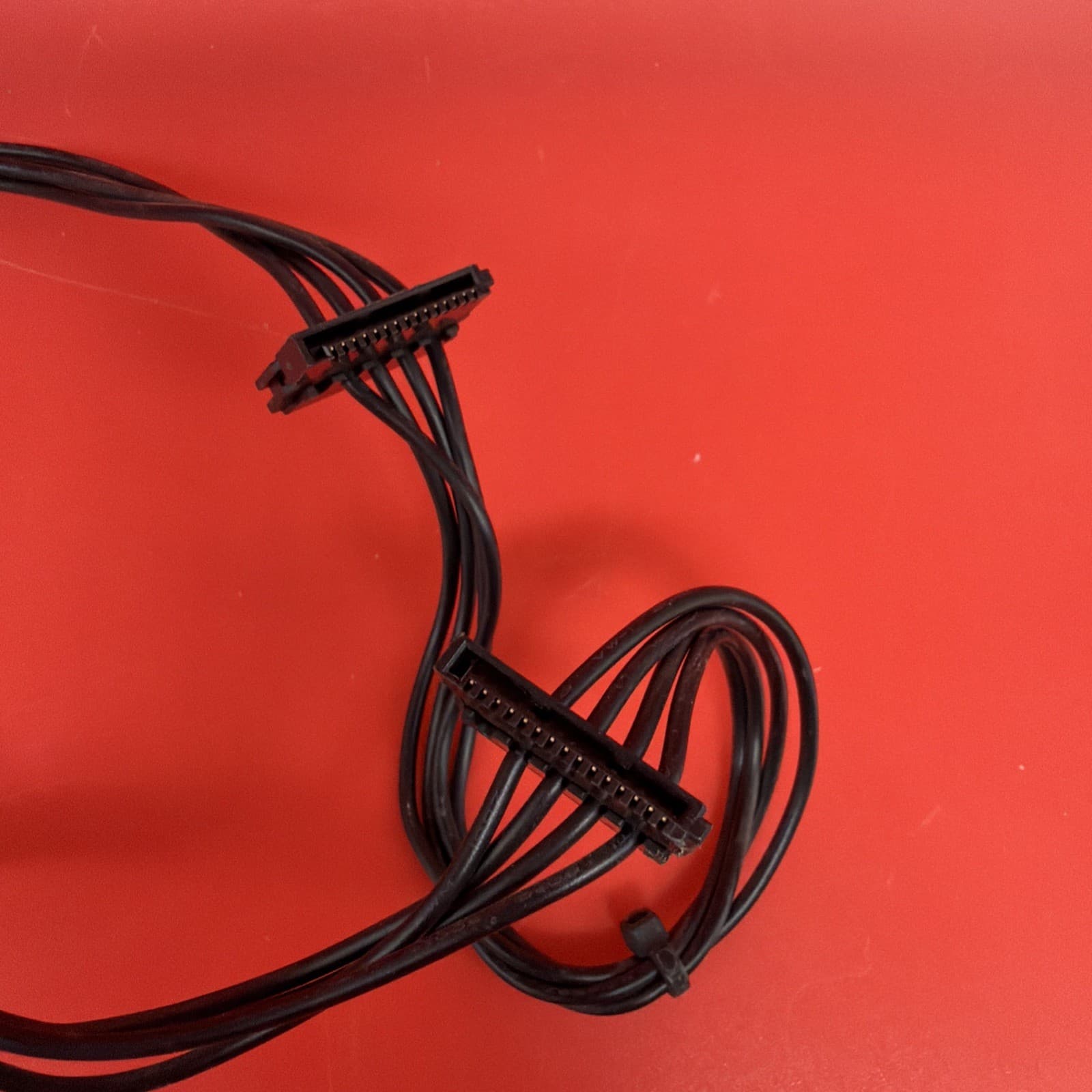 Genuine Desktop Lenovo 4-Pin to 3x SATA Power Cable Connector 54Y8286 - Image 5