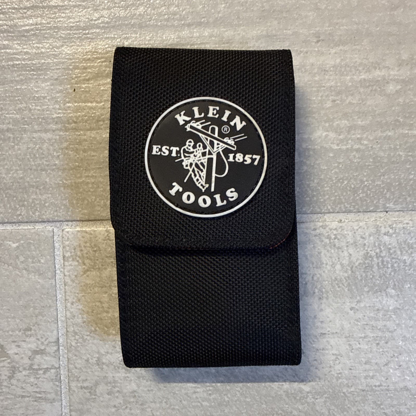 Klein Tools Small Magnetic Black Tool Pouch