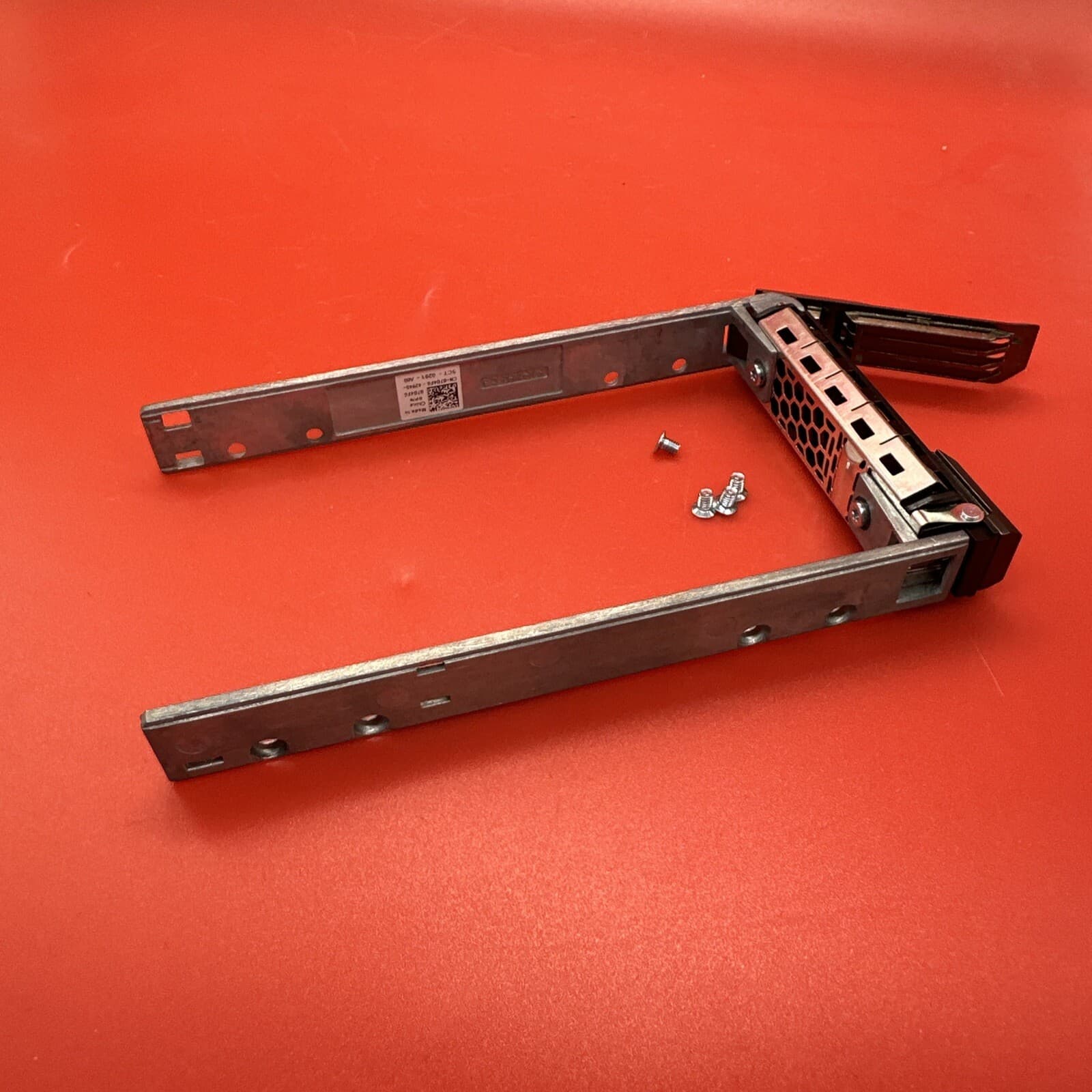 Dell 7D4F6 07D4F6 Compellent 2.5" Hard Drive Caddy With Screws Aluminum SAS - Image 3