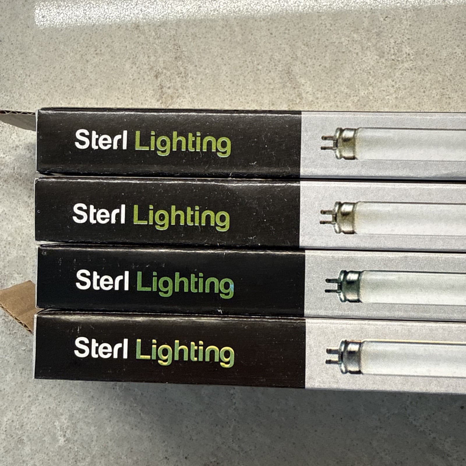 4x Sterl Lighting F8T5 / H30 / HO Fluorescent 8w 3000k Bulb 8 W - Image 2