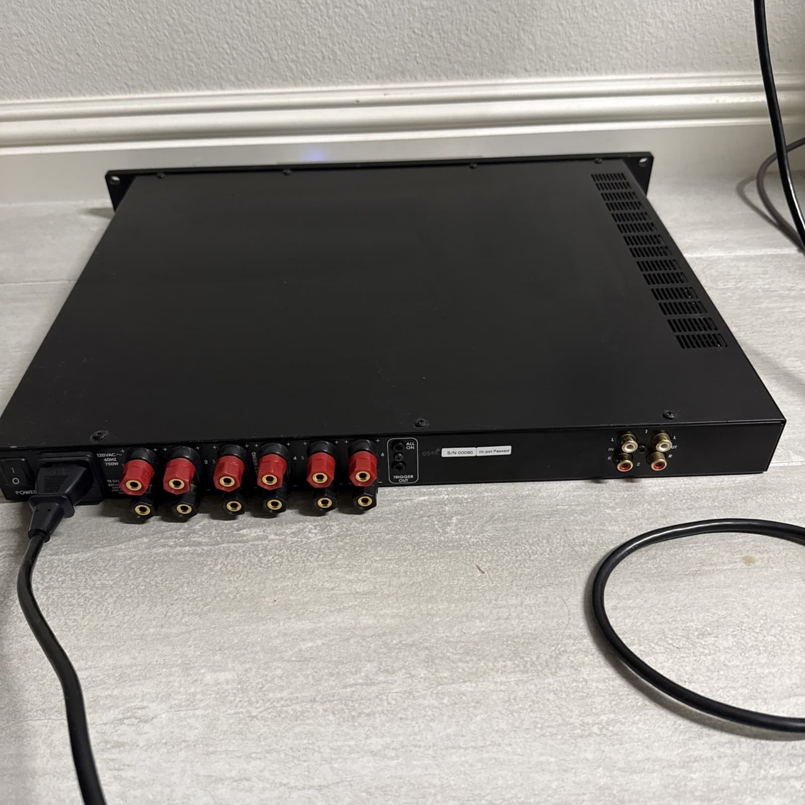 Elan D660/D661 power amplifier tested working perfectly. 6 channel. home theater - Image 7