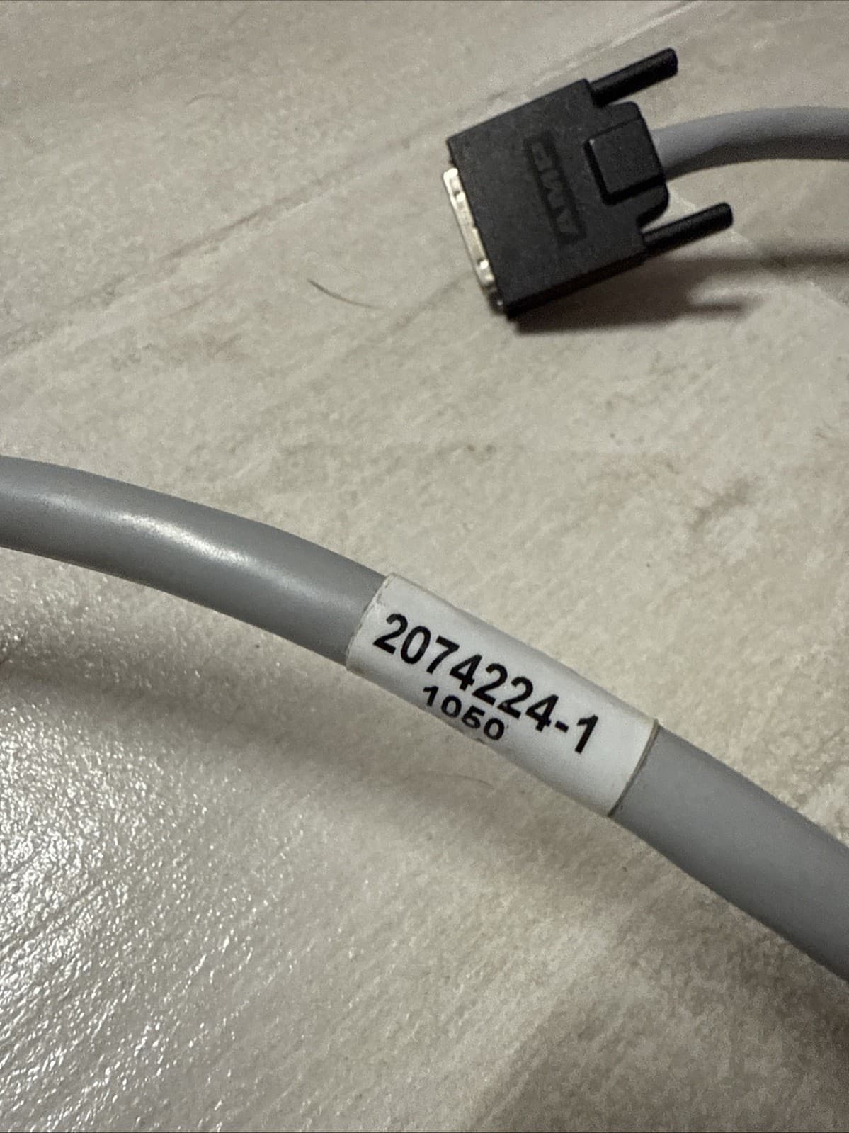 AMP 2074224-1 SPDIF Interconnect Cable 3 Feet Gray SAVANT 3 ft - Image 3