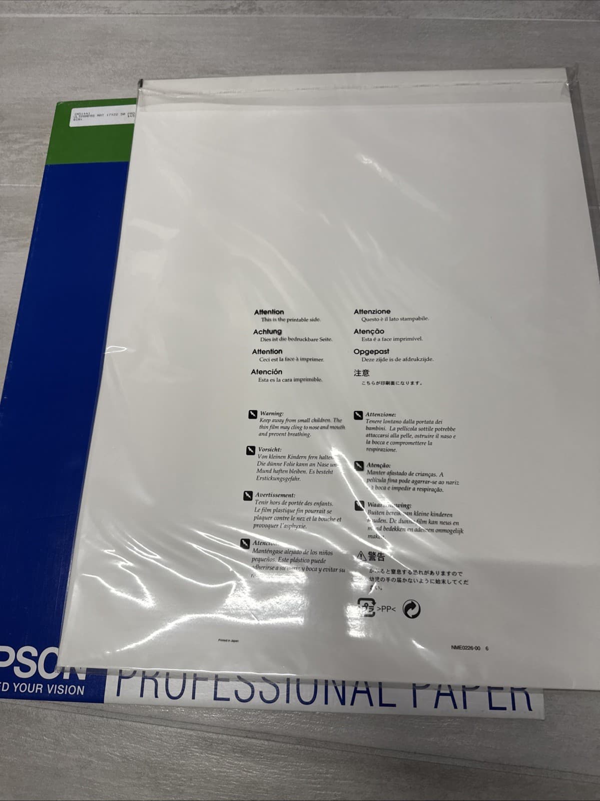 Epson Ultra Premium Presentation Paper Matte 17x22" 50 pack new w/ bent corners - Image 4