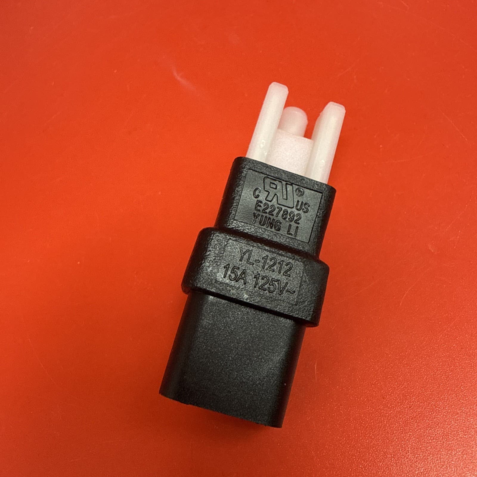 Legrand IEC To C13 Adapter Connector Black PWA-421 - Image 3