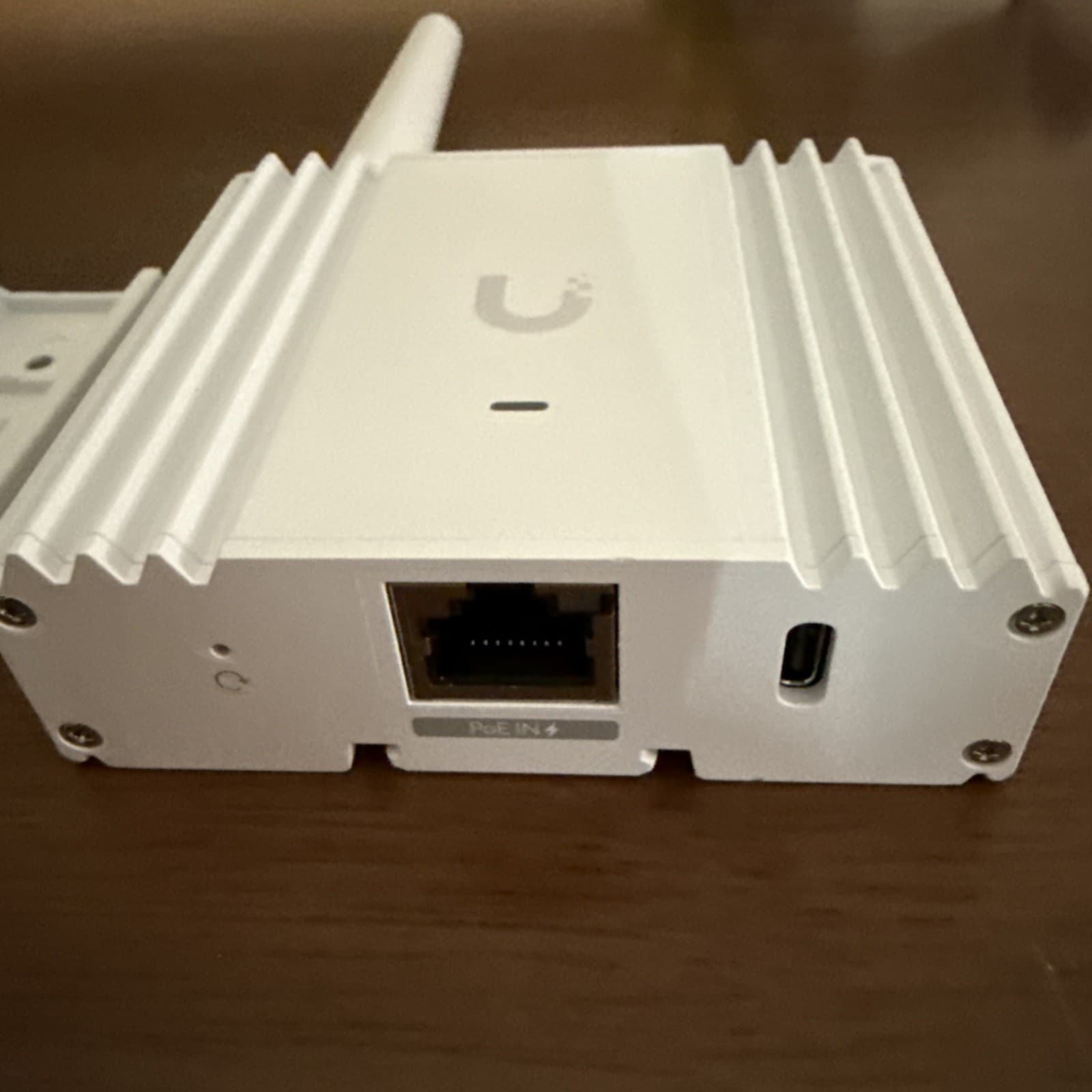 Ubiquiti UniFi Protect SuperLink (UP-Superlink-US) Ubiquiti Networks Gateway - Image 3