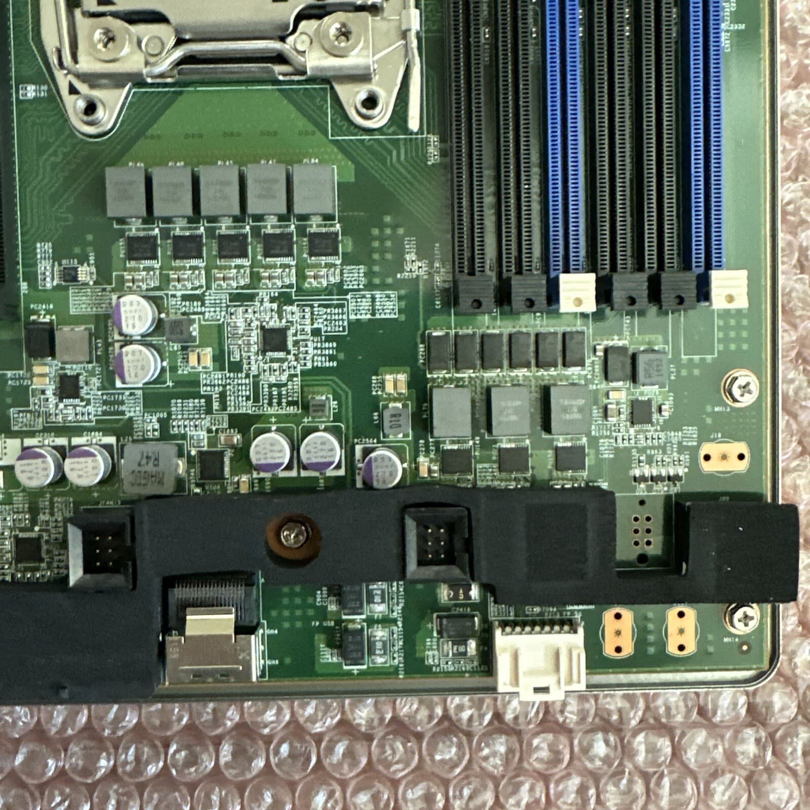 IBM 01YM718 01YM719 R0998-G0001-03 SAN Volume Controller Motherboard 2145-SV1 - Image 11