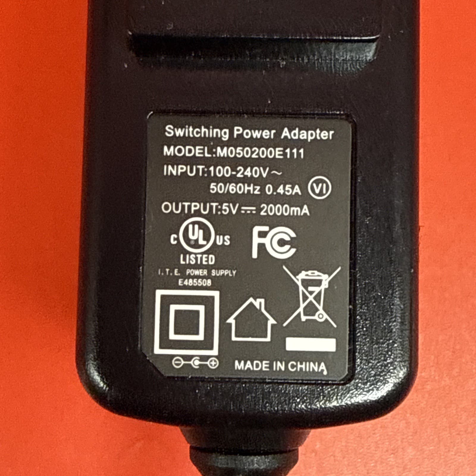 M050200E115 .35A 2000mA Switching Power Supply - Image 3