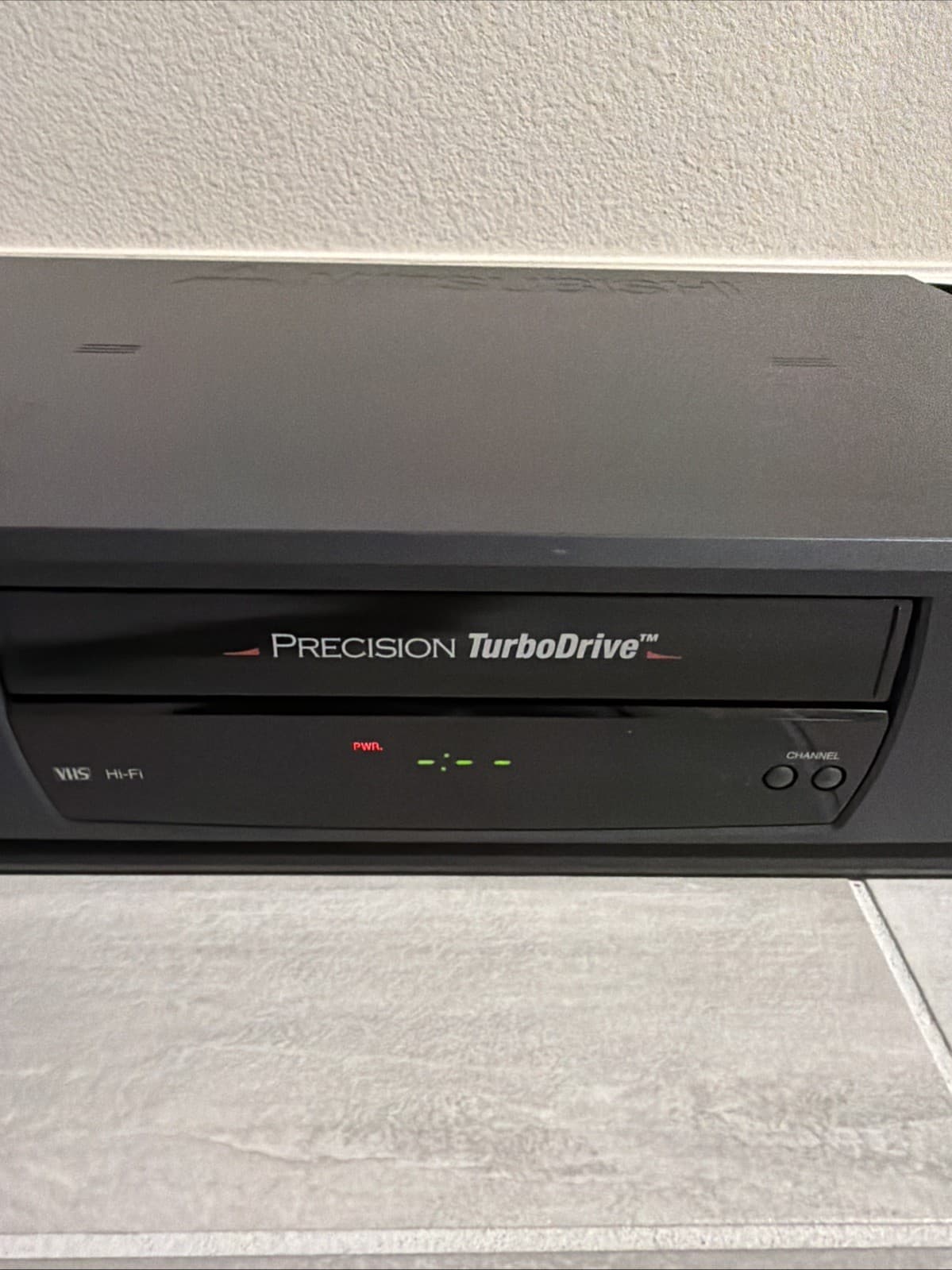 Mitsubishi HS-U577 VCR VHS Player / Recorder - Image 3