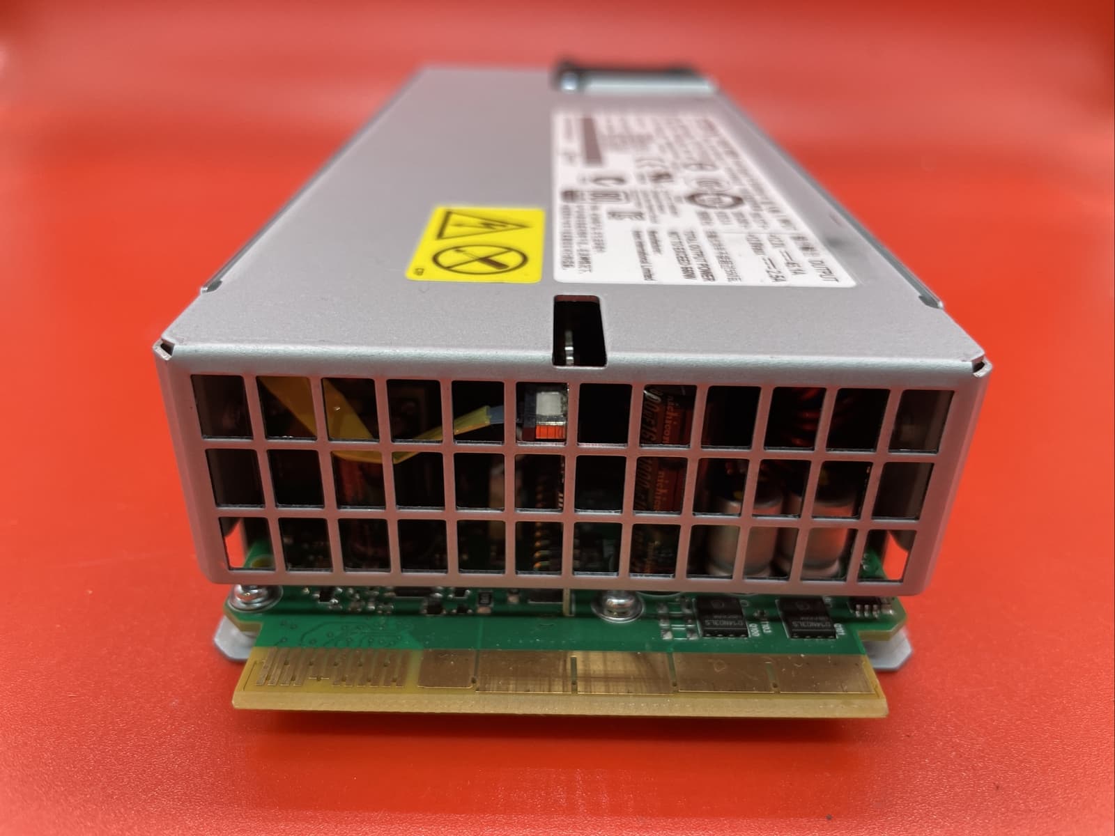 IBM 94Y8193 550w Power Supply 7001676–J000 7001676-J002 For IBM 94Y8111 Rack - Image 7