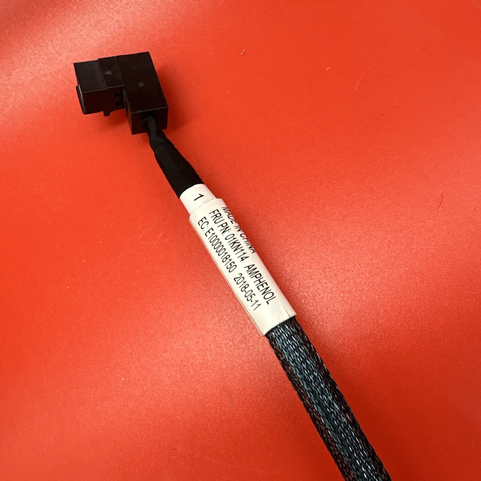 01KN114 SC17A12011 SAS Cable  IBM - Image 2