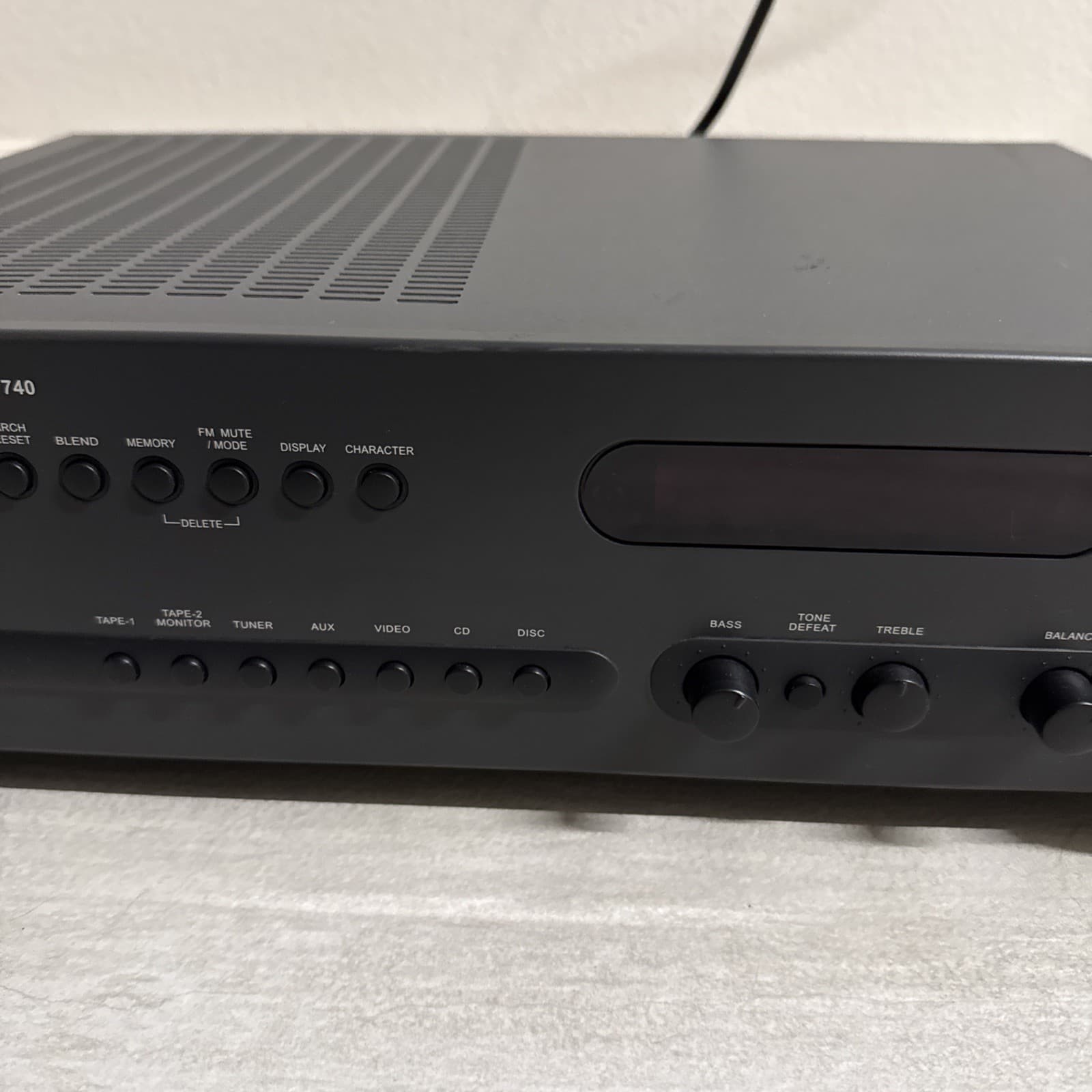 NAD C-740 Stereo Receiver 35W 40W 140W Gray C740 AM Digital Tuner AM/FM AUX 40 W - Image 3