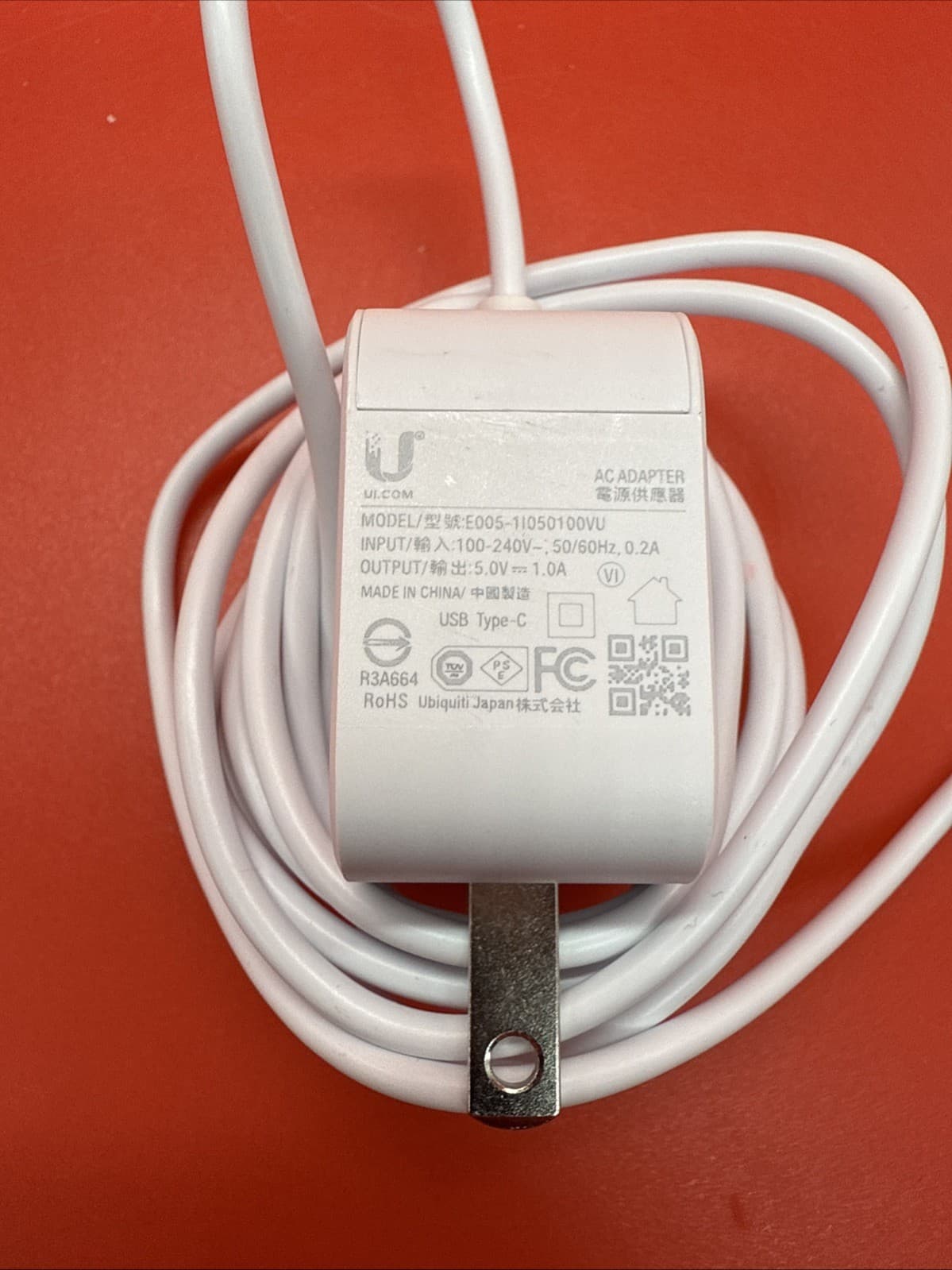 Ubiquiti E005-1I050100VU R0097US AC To USB-C Adapter Ubiquiti Networks - Image 2