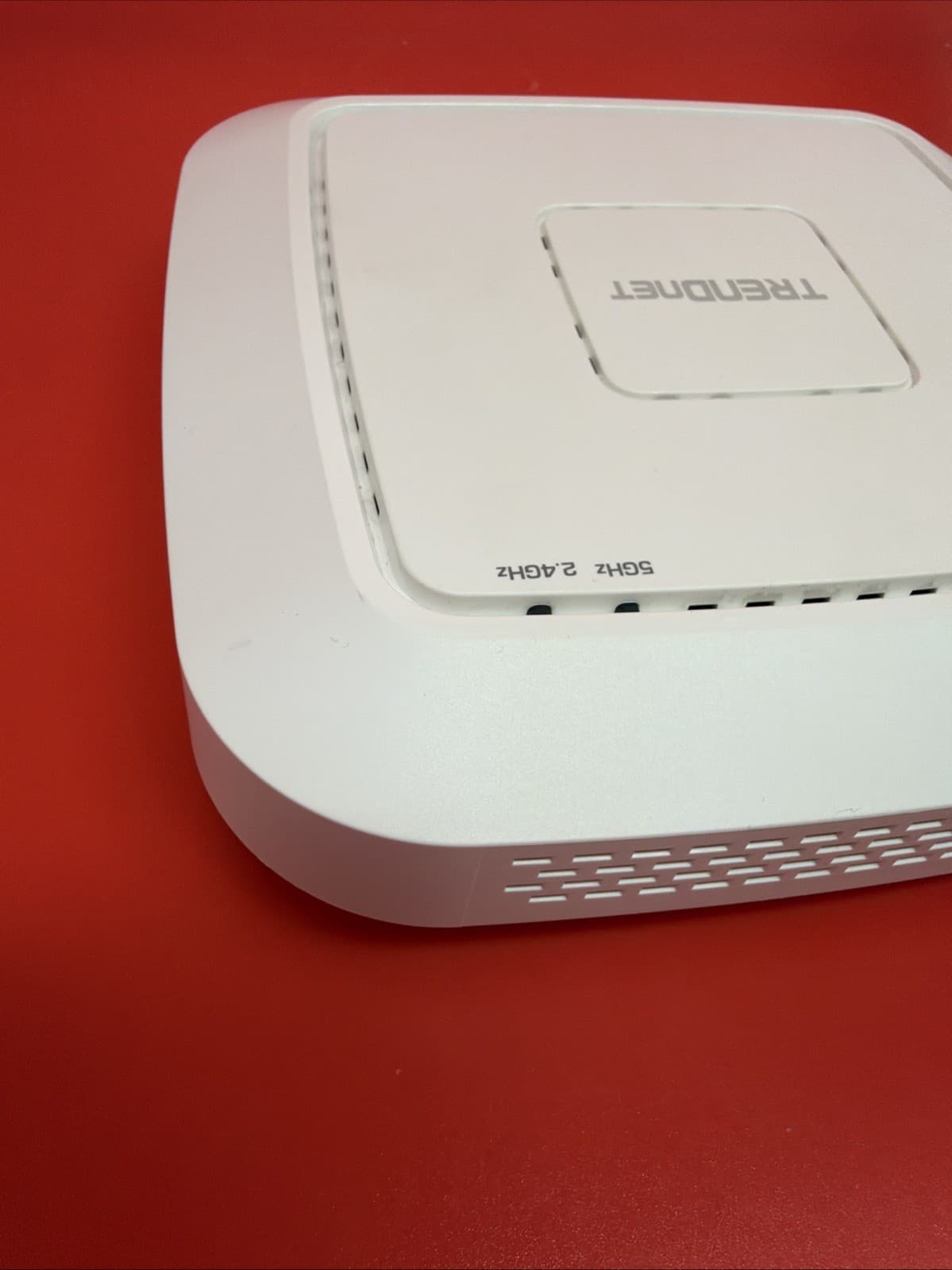 TRENDnet TEW-821 DAP /A Wireless Access Point - No Power Cord Included White - Image 7