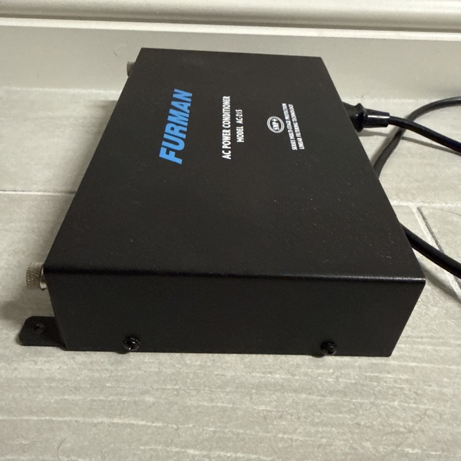 Furman AC-215 AC Power Conditioner, 120 VAC 60Hz 15A 1800W Max Output, 2 channel - Image 6