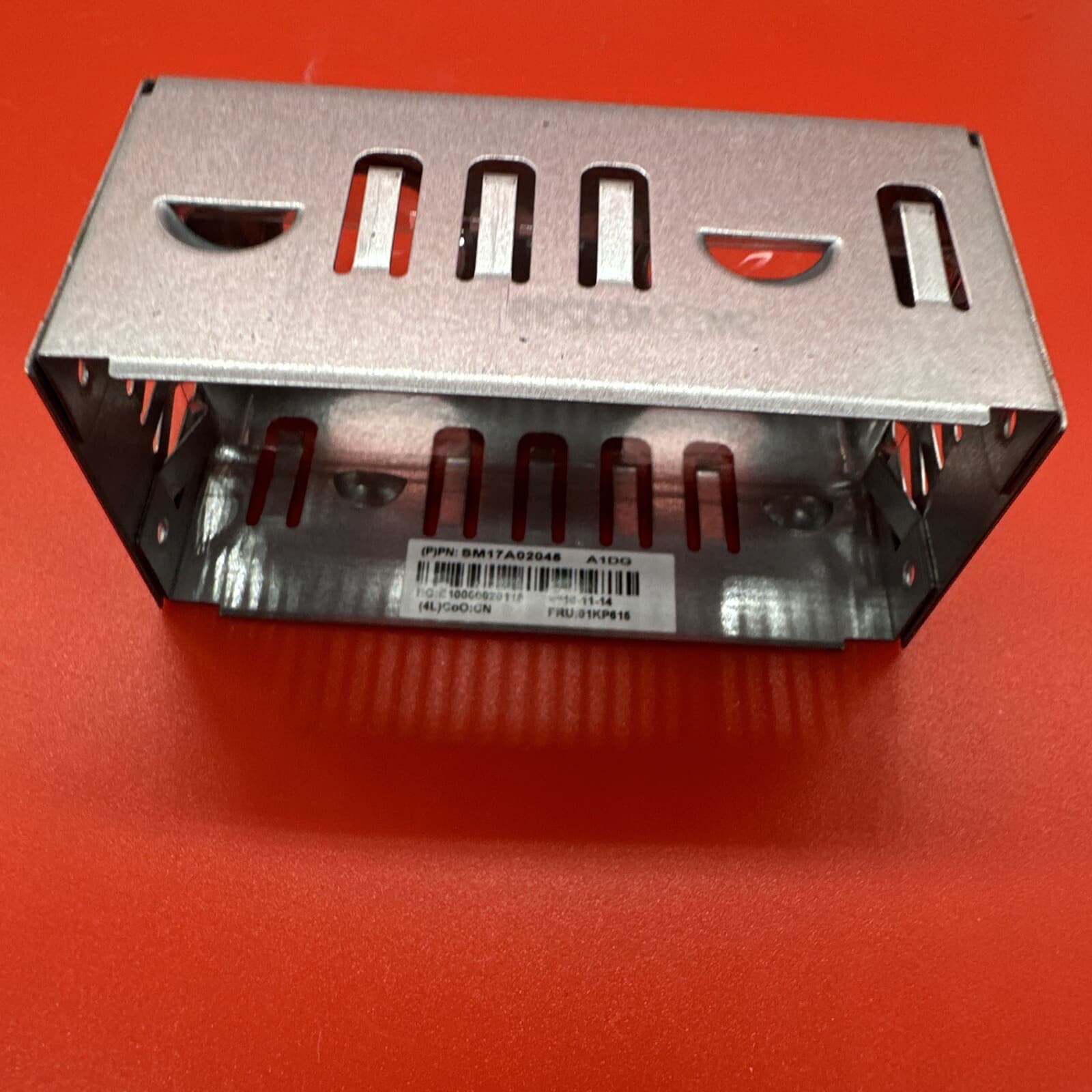 Lenovo 01KP615 SM17A02045 PSU Cover For 1U Server For IBM ThinkServer - Image 3