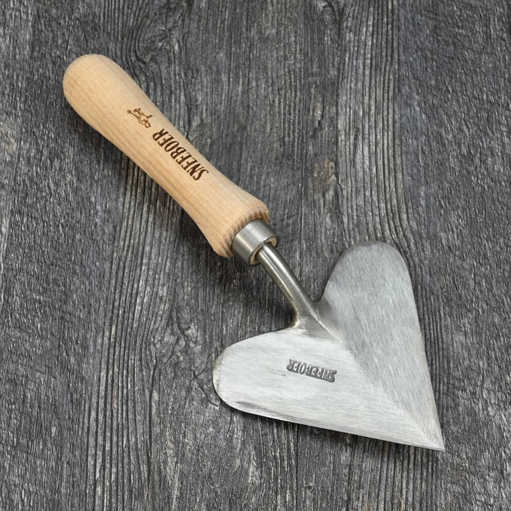 Sneeboer Garden Trowel Heart Shaped Ash NEW - Image 3
