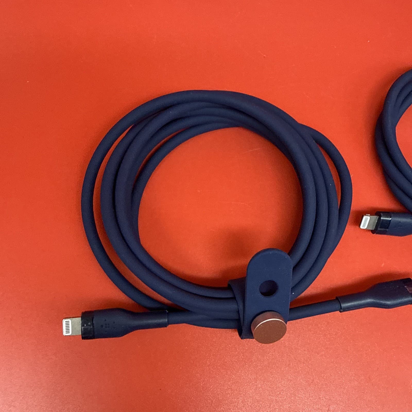 Belkin Boost USB-C To MFi-Certified Lightning Cable Kit - Image 2