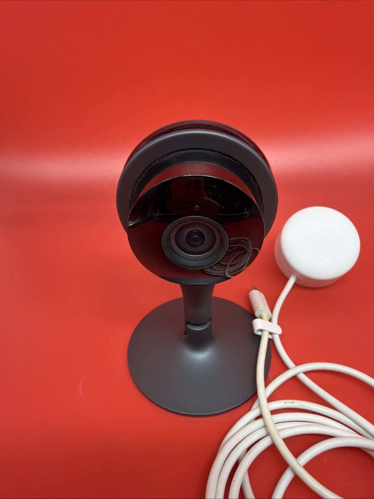 Google Nest Indoor Camera A0005 1st Gen Night Vision with USB Metal Stand - Image 2