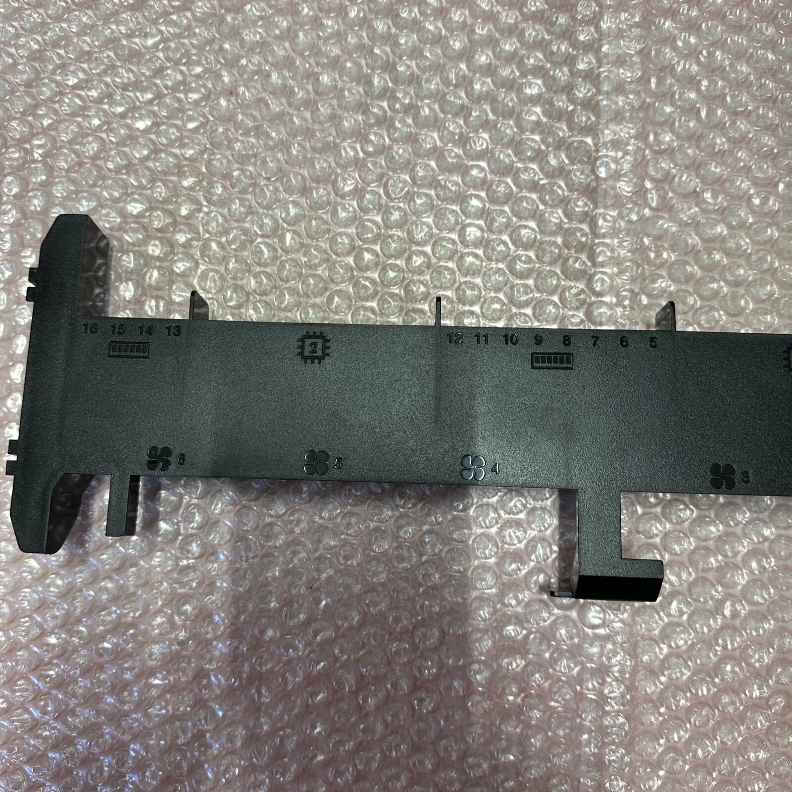 Lenovo 01KR055 SM27A17555 SR570 Cooling Shroud For IBM ThinkServer - Image 2