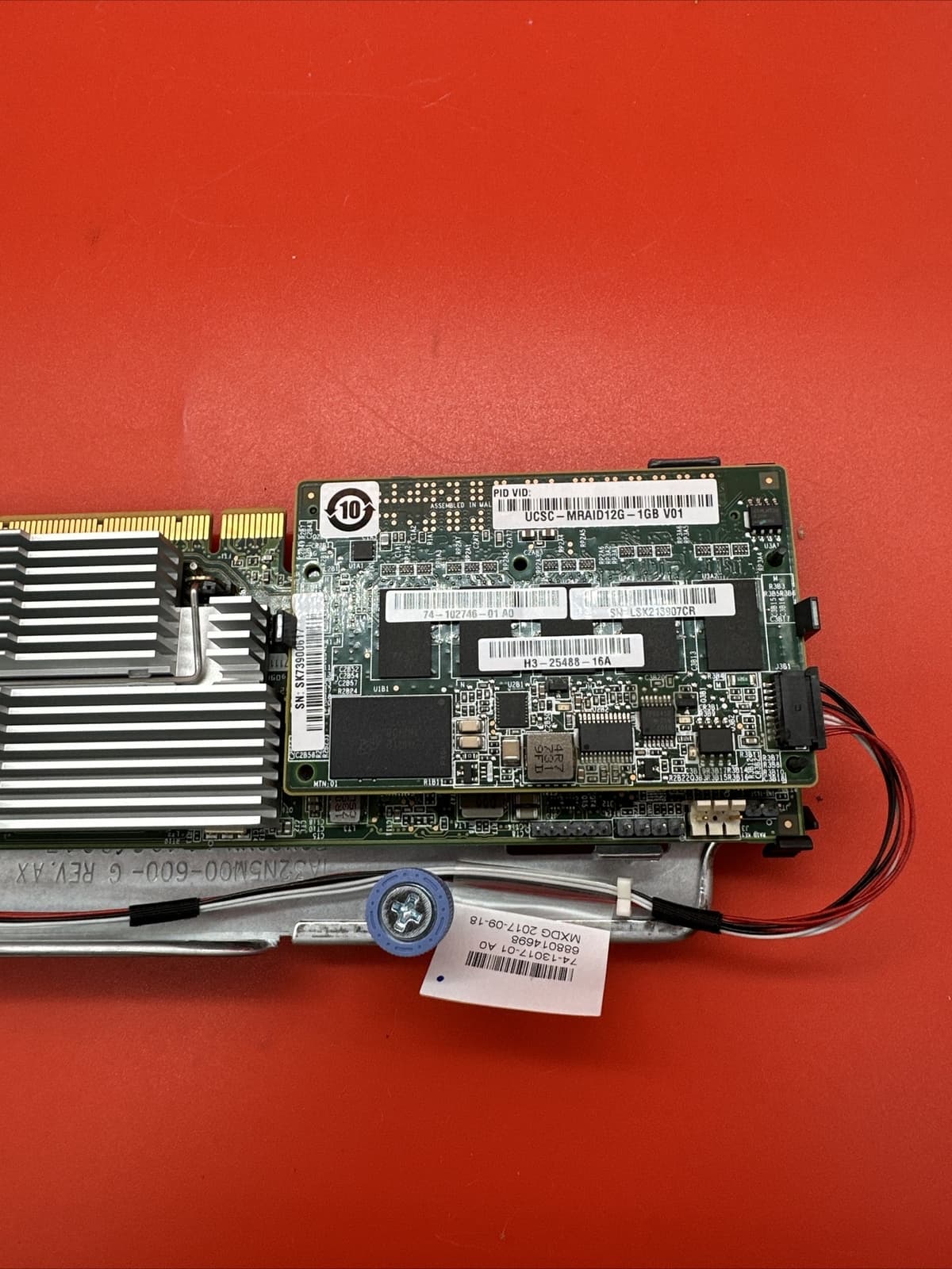 Cisco UCSC-MRAID12G-1GB Raid Controller With Bracket And Short 74-13017 Cable - Image 2