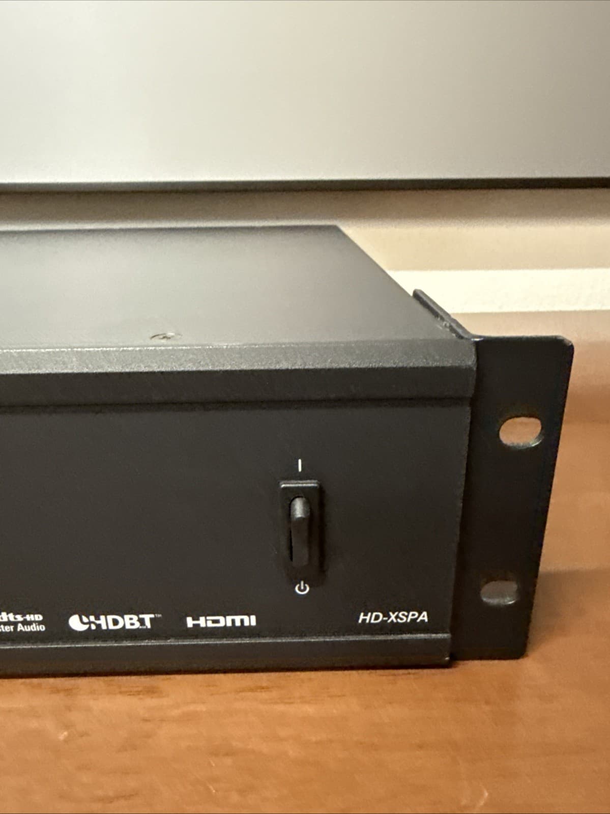 Crestron HD-XSPA High Definition Surround Processor - Clean Cosmetics Photos - Image 5