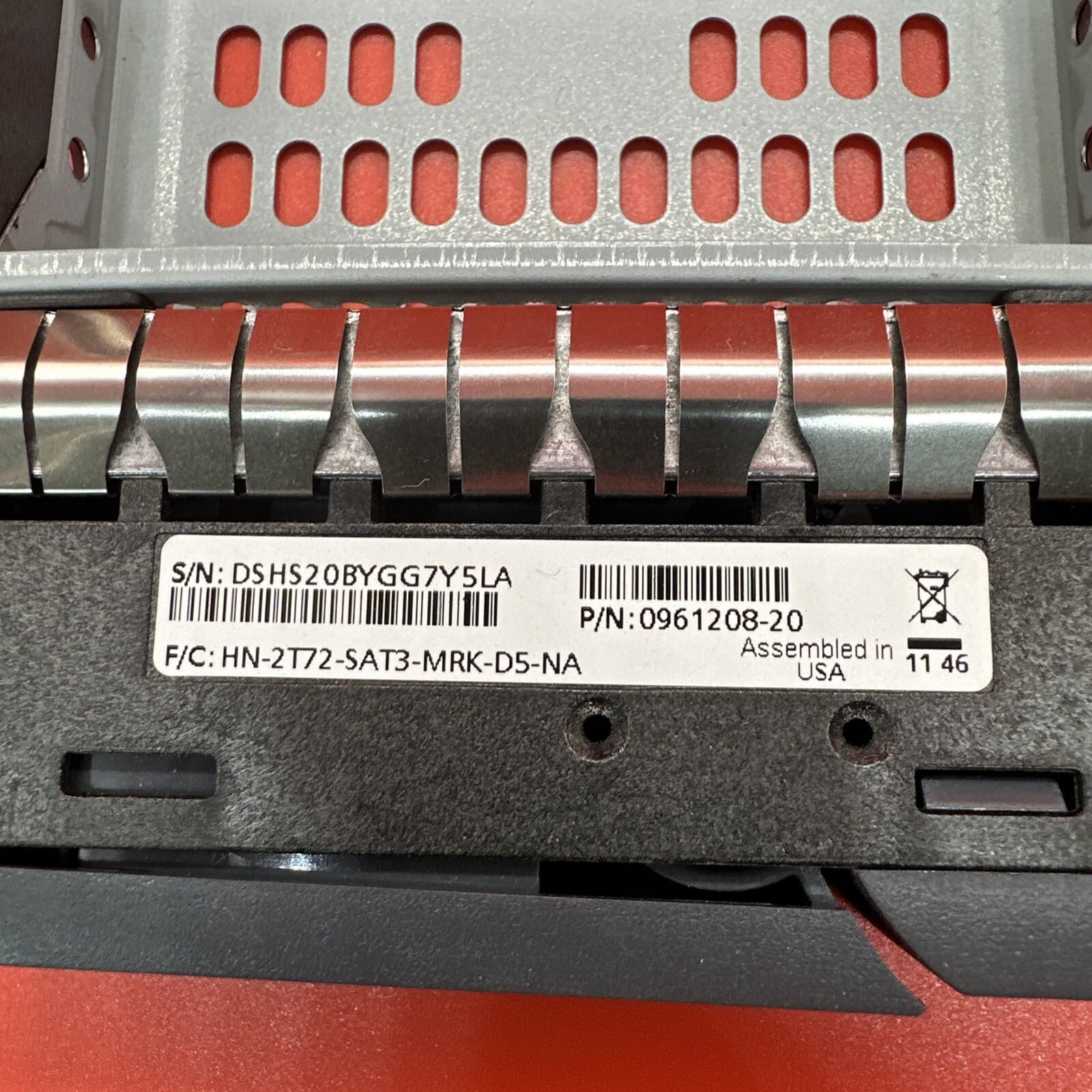 NetApp 0095673-10 111-0734+C0 3.5 SAS SATA Hard Drive Caddy Tray - With Screws - Image 2