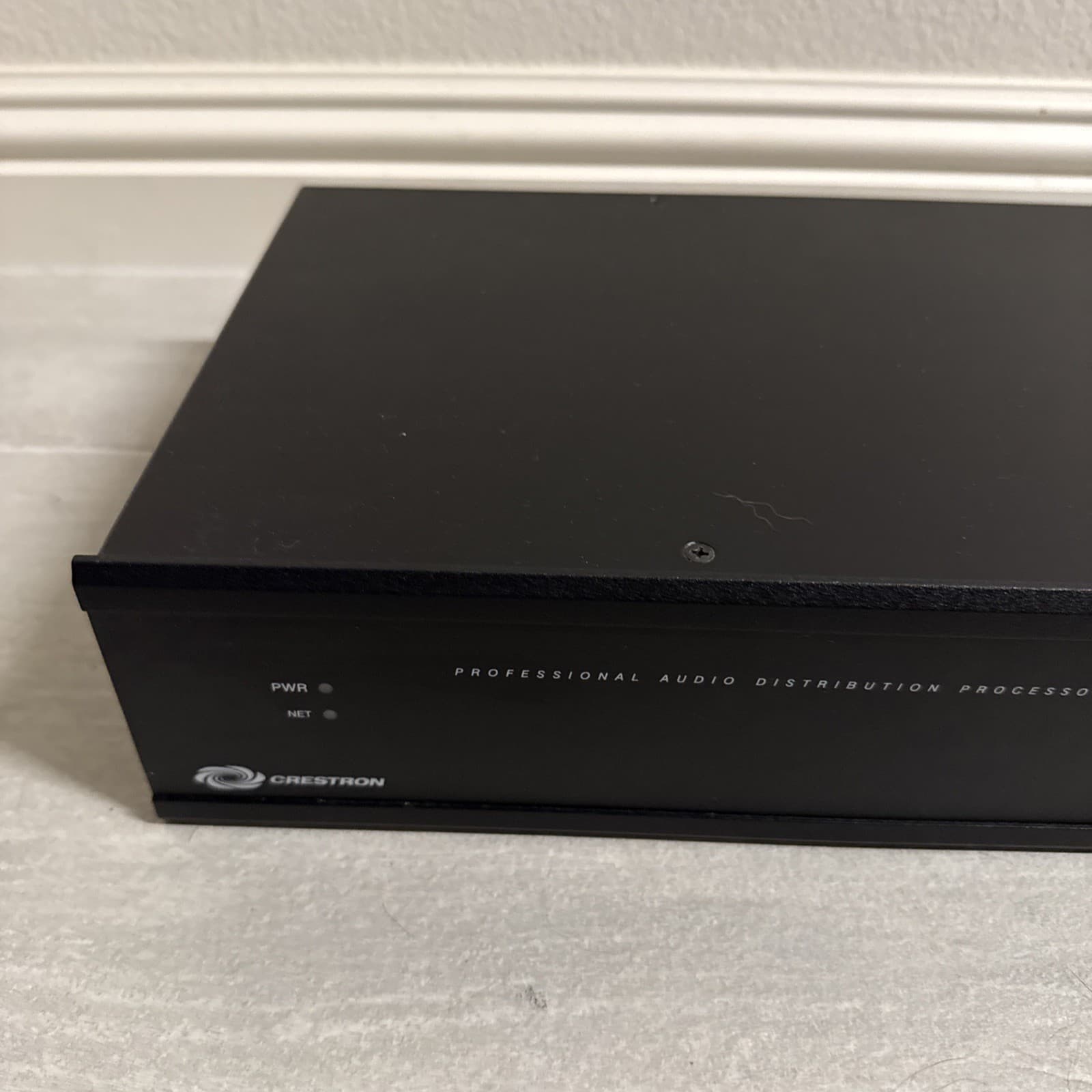 Crestron CNX-PAD8A Audio Distribution Processor Audio Processor - Image 2