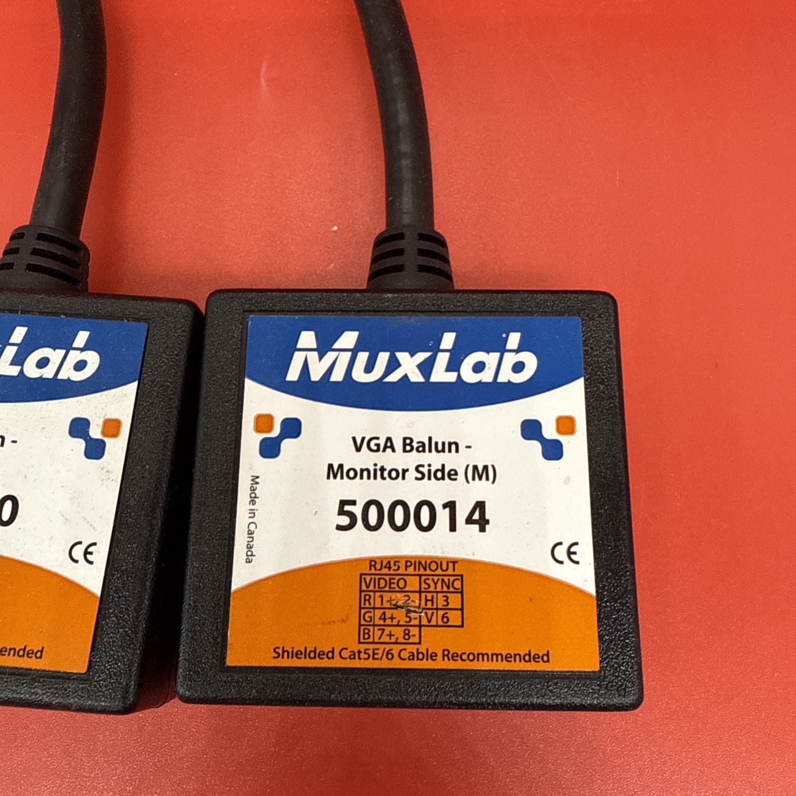 MuxLab 500010 VGA Balun - PC Side + MuxLab 500014 Monitor Side (M) Kit - Image 2