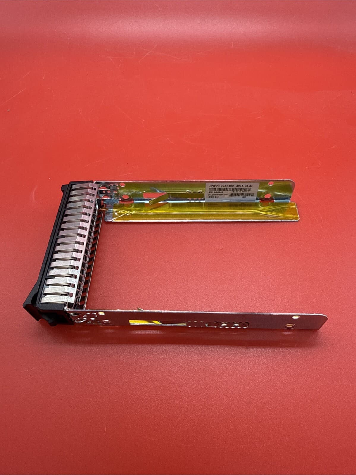 IBM 00E7600 L38552 2.5” Hard Drive Caddy Aluminum Black 2.5 in Drive - Image 3