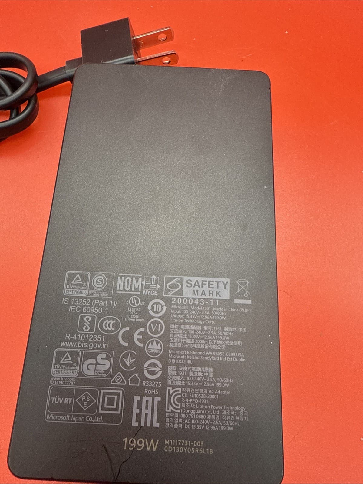 Genuine 199W Microsoft Surface AC Adapter 15.3V 12.96A Model 1931 M1117731-003 - Image 6