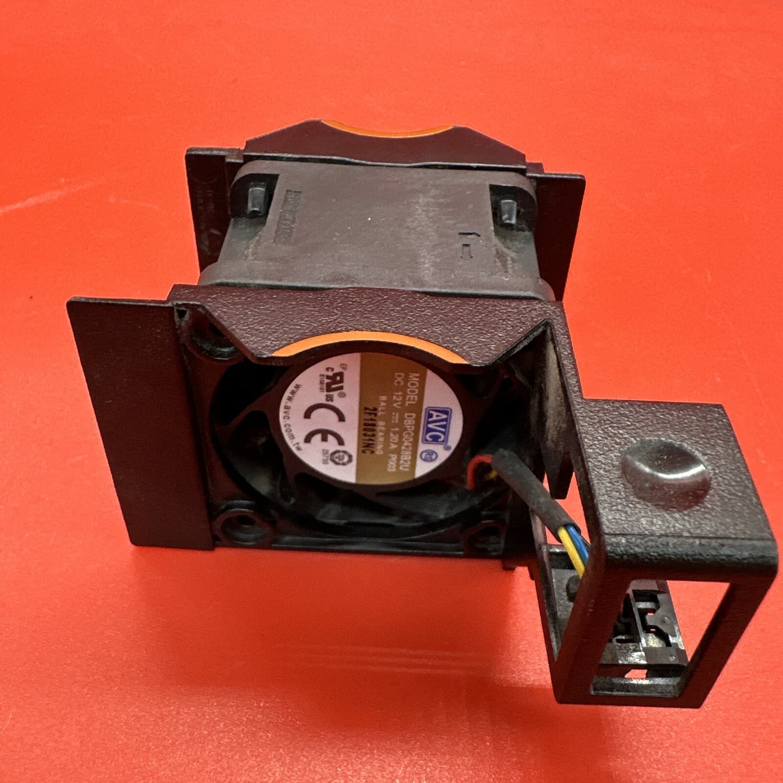 Lenovo 01KR058 01KR059 SF17A11900 SR570 Cooling Fan - Image 4