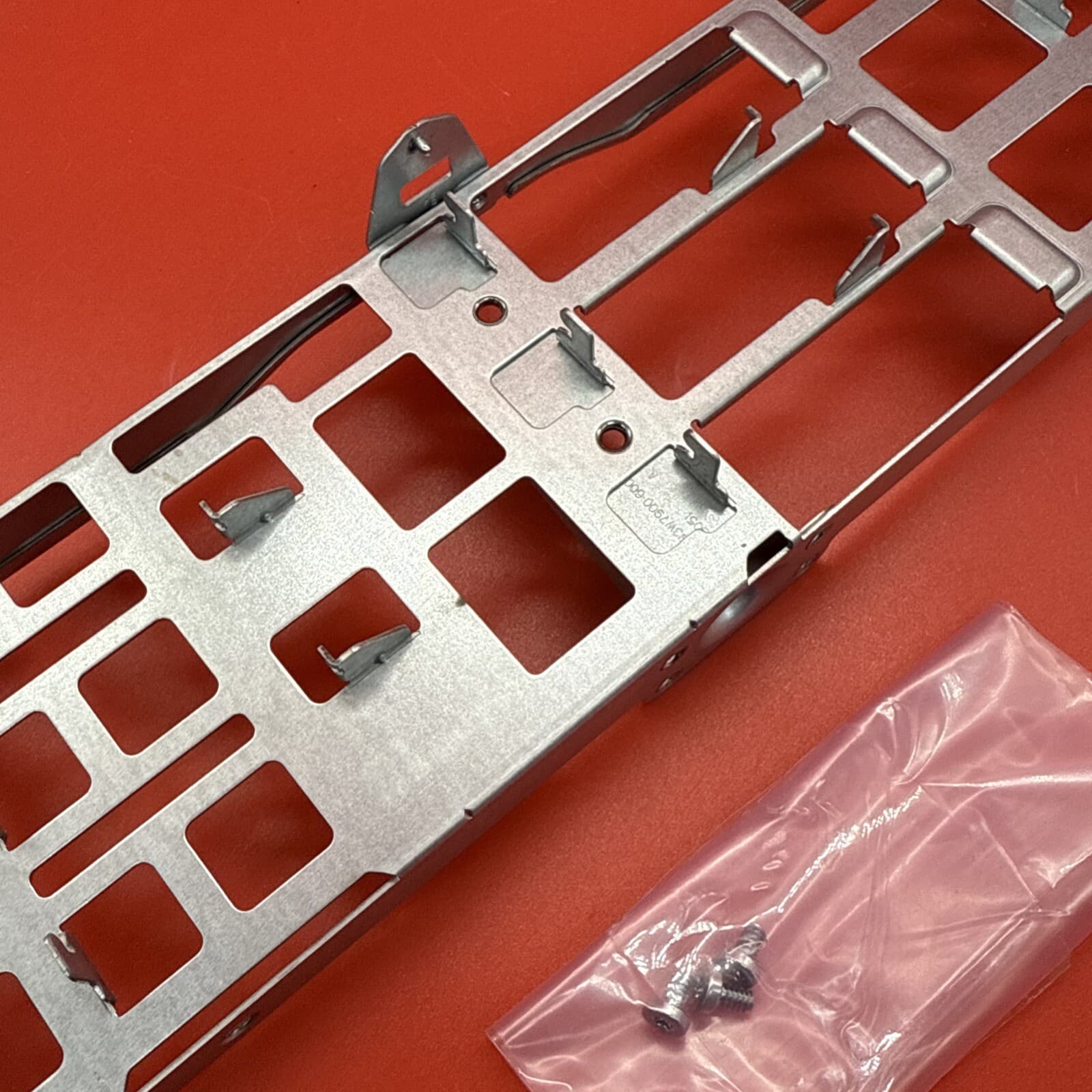 HPe 12 Bay LFF Backplane Bracket With Mounting Screws 875082-001 Board - Image 7