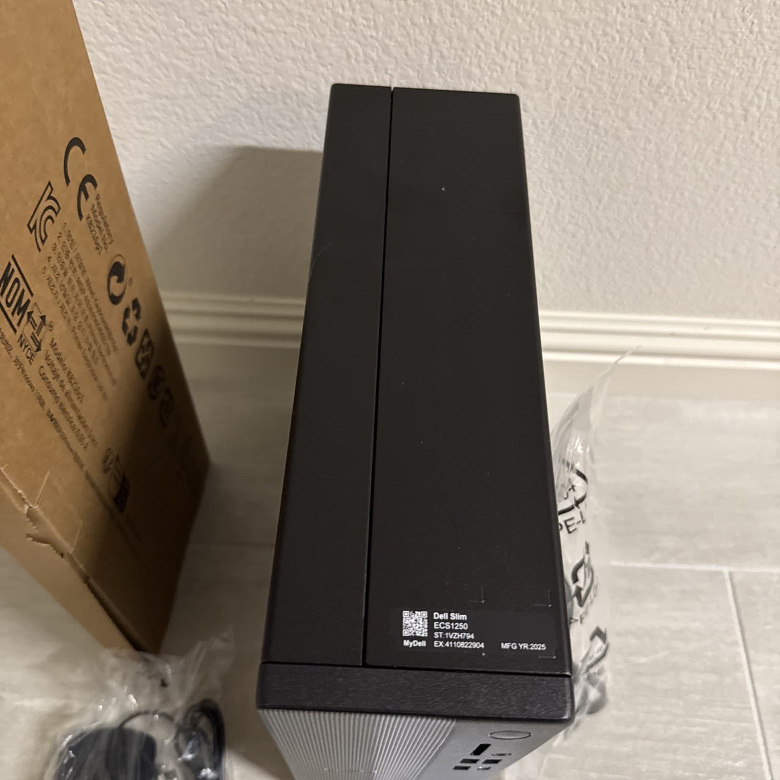 Dell Slim SFF Windows 11 Intel Ultra 7 265 16GB 1TB SSD PC ECS1250 Desktop Black - Image 3