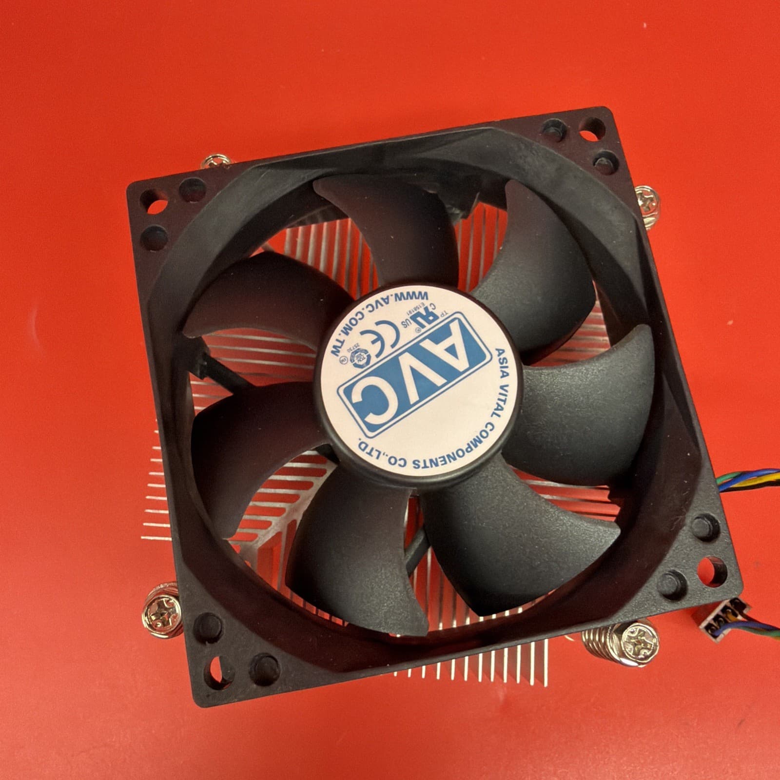 Lenovo 00FC821 P300 Heat Sink With Fan - Image 2