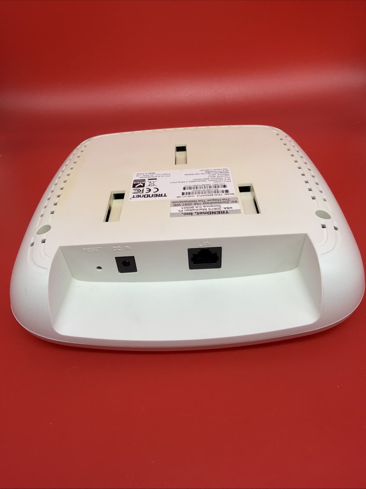 TRENDnet TEW-825dap /a 2.4Ghz 5Ghz Wireless Access Point White Dual-Band - Image 6